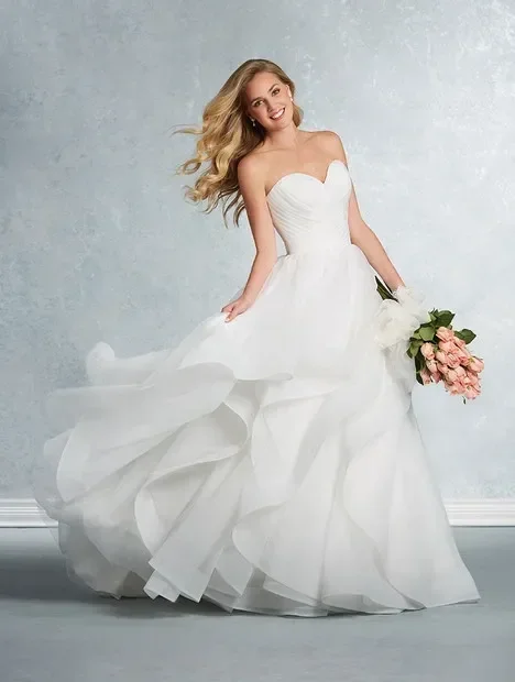 [Alfred Angelo] 2609 dress gallery photo