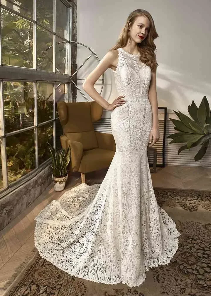 [Enzoani] Beautiful BT18-29 dress gallery photo