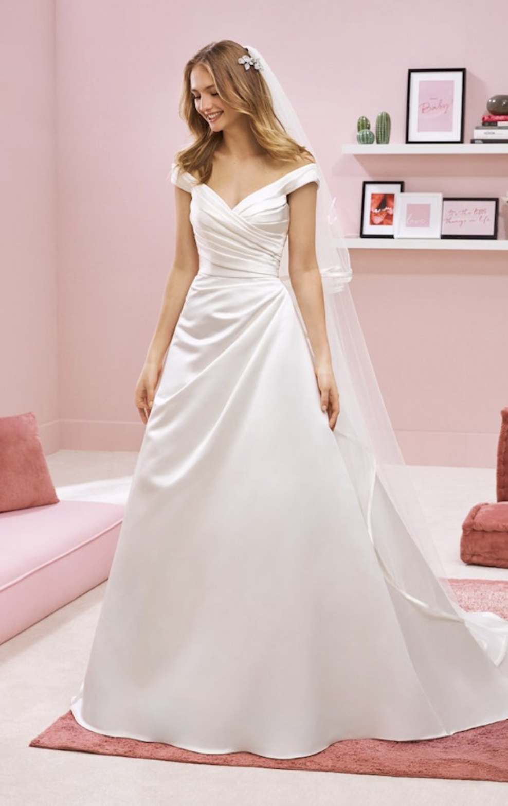 [Pronovias] Alicai dress gallery photo