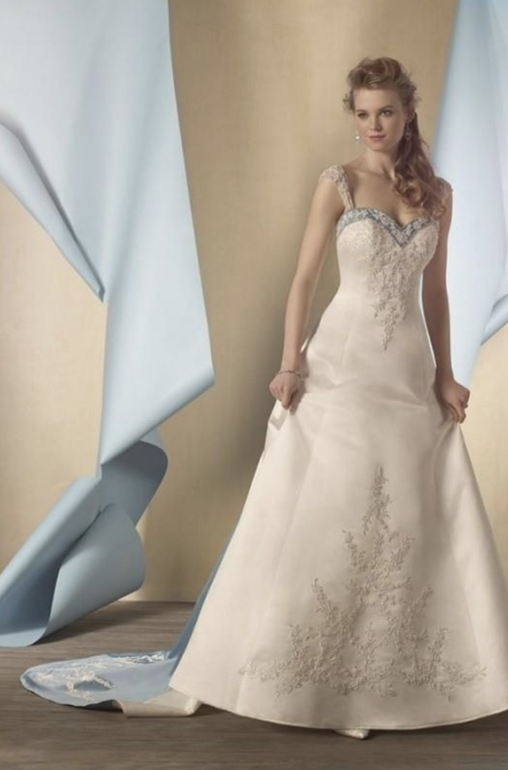 [Alfred Angelo] 2447 dress gallery photo