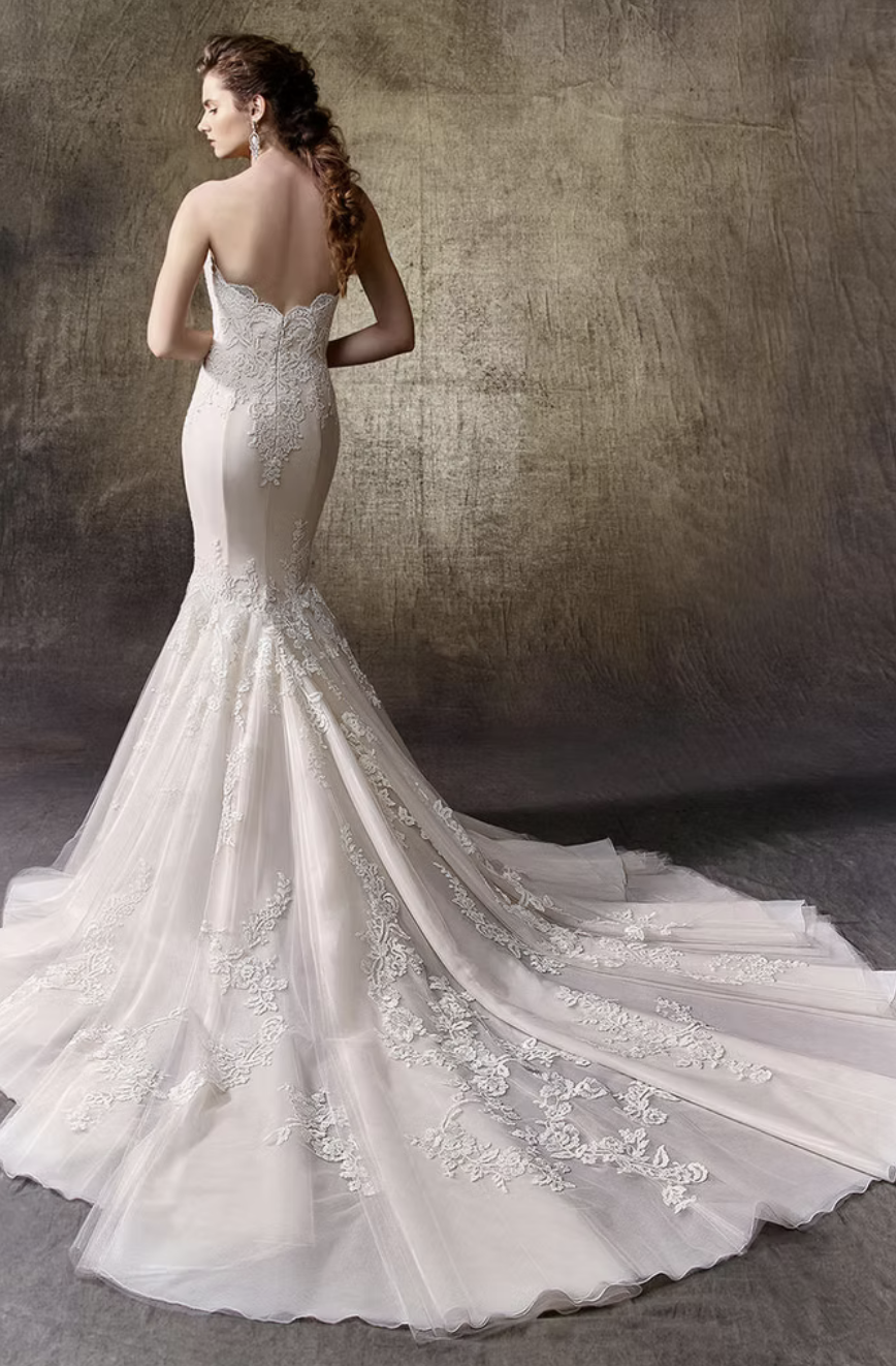 [Enzoani] Lindy dress gallery photo