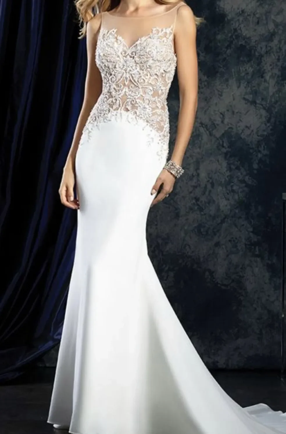 [Alfred Angelo] 403 dress gallery photo