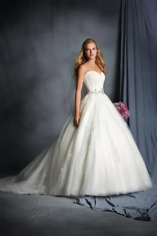 [Alfred Angelo] 2492 dress gallery photo