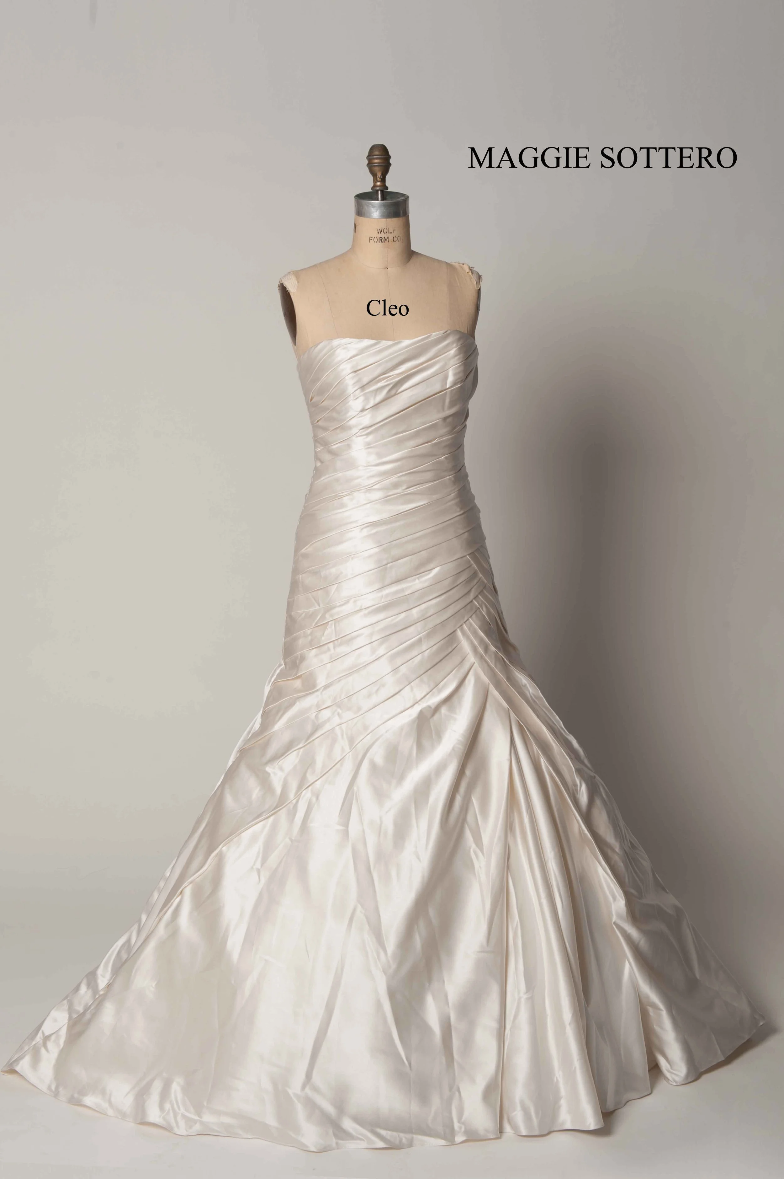 [Maggie Sottero] Cleo dress gallery photo