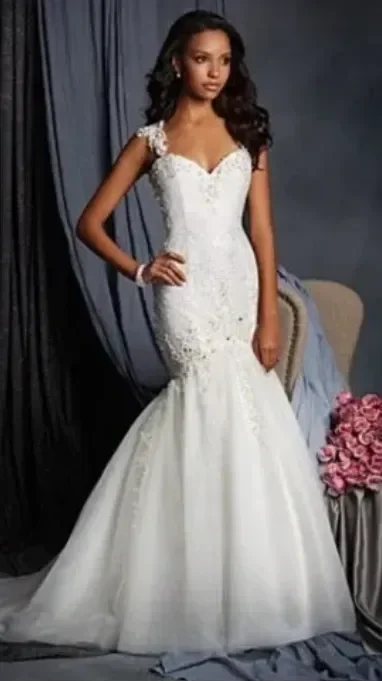 [Alfred Angelo] 2523 dress gallery photo