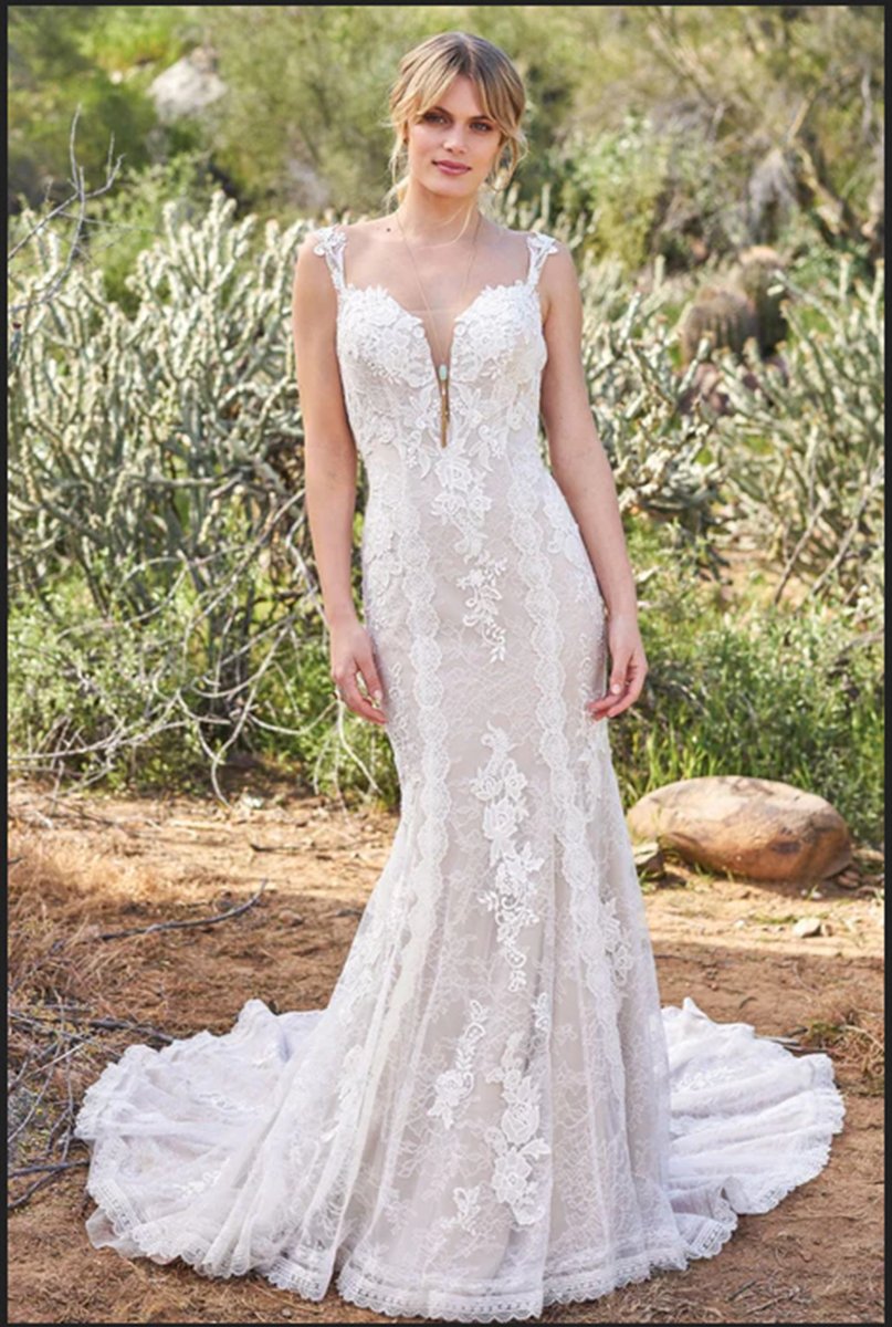 Lillian West 6505 dress gallery photo