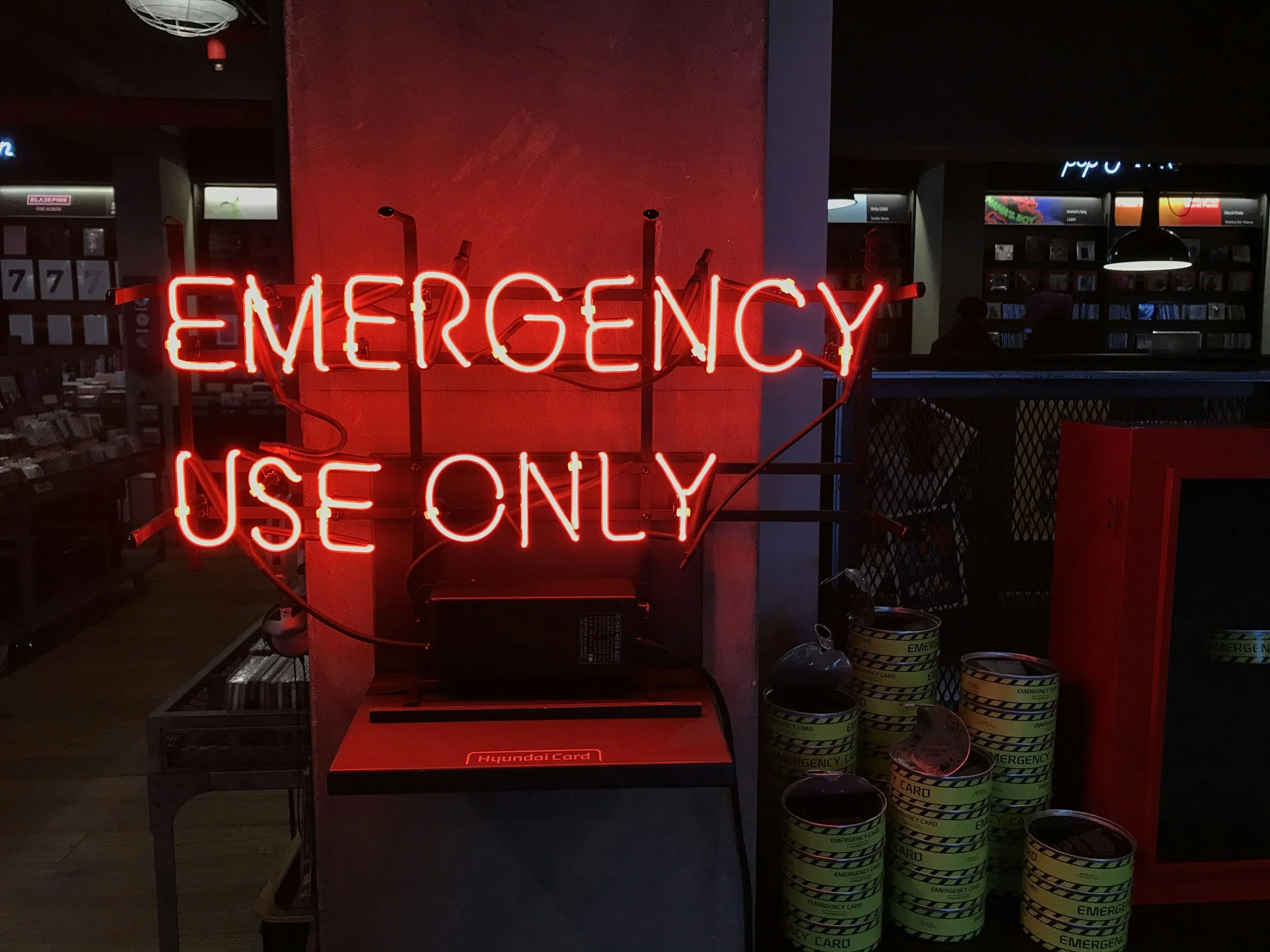 No Emergency Fund? How to Build a Safety Net from £0/$0 (2026)