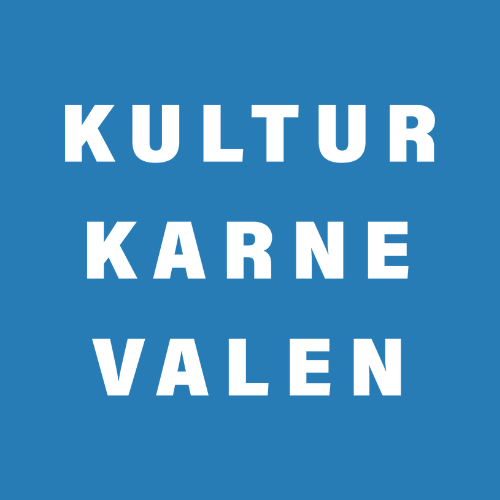 Blue background with white text that reads 'KULTUR KARNE VALEN' arranged vertically.