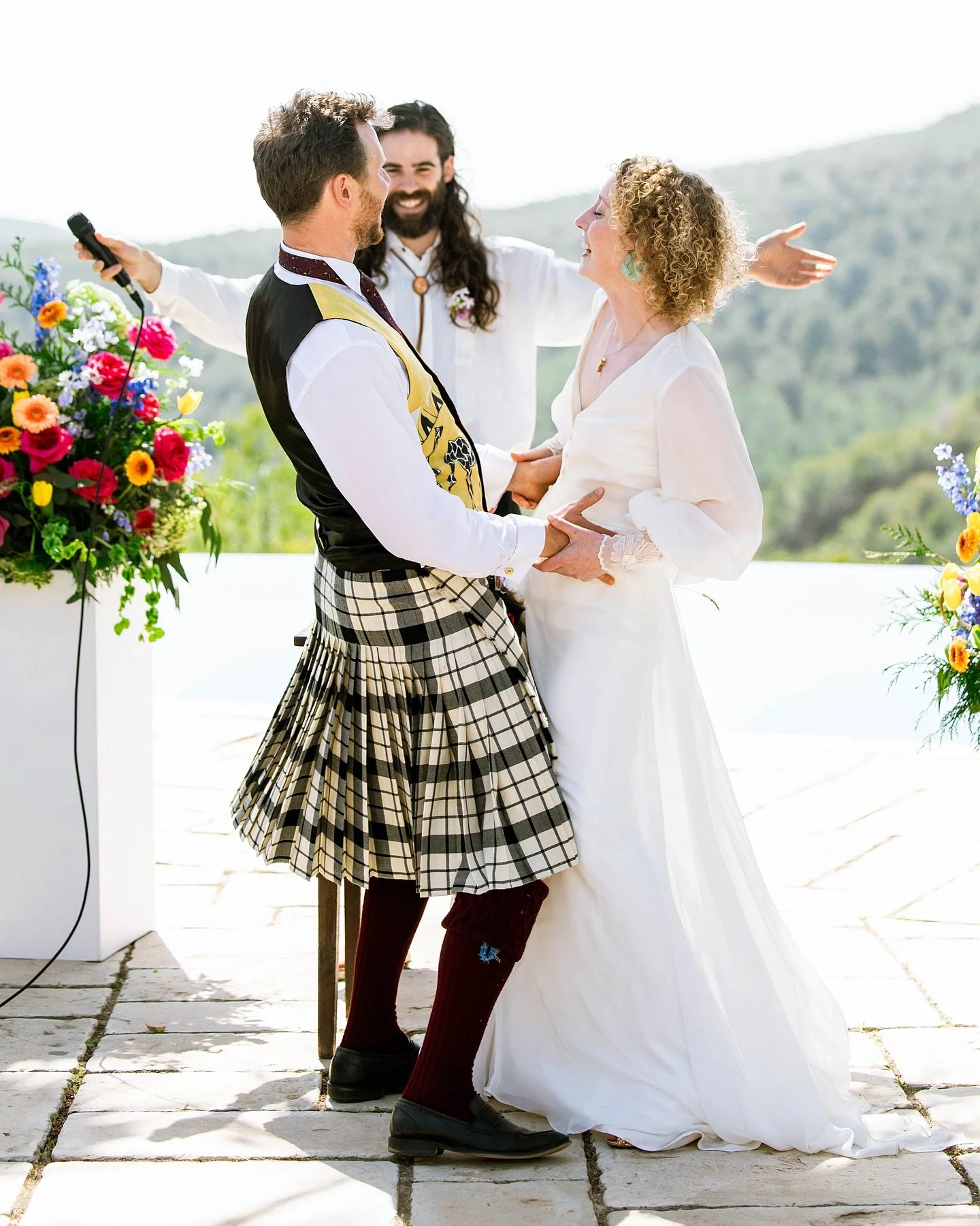 Katie &amp; Jash🤍
03/05/25

Gracias a las parejas que conf&iacute;an en nosotras para este d&iacute;a tan especial, estamos enormemente agradecidas de poder capturar estos momentos tan bonitos.