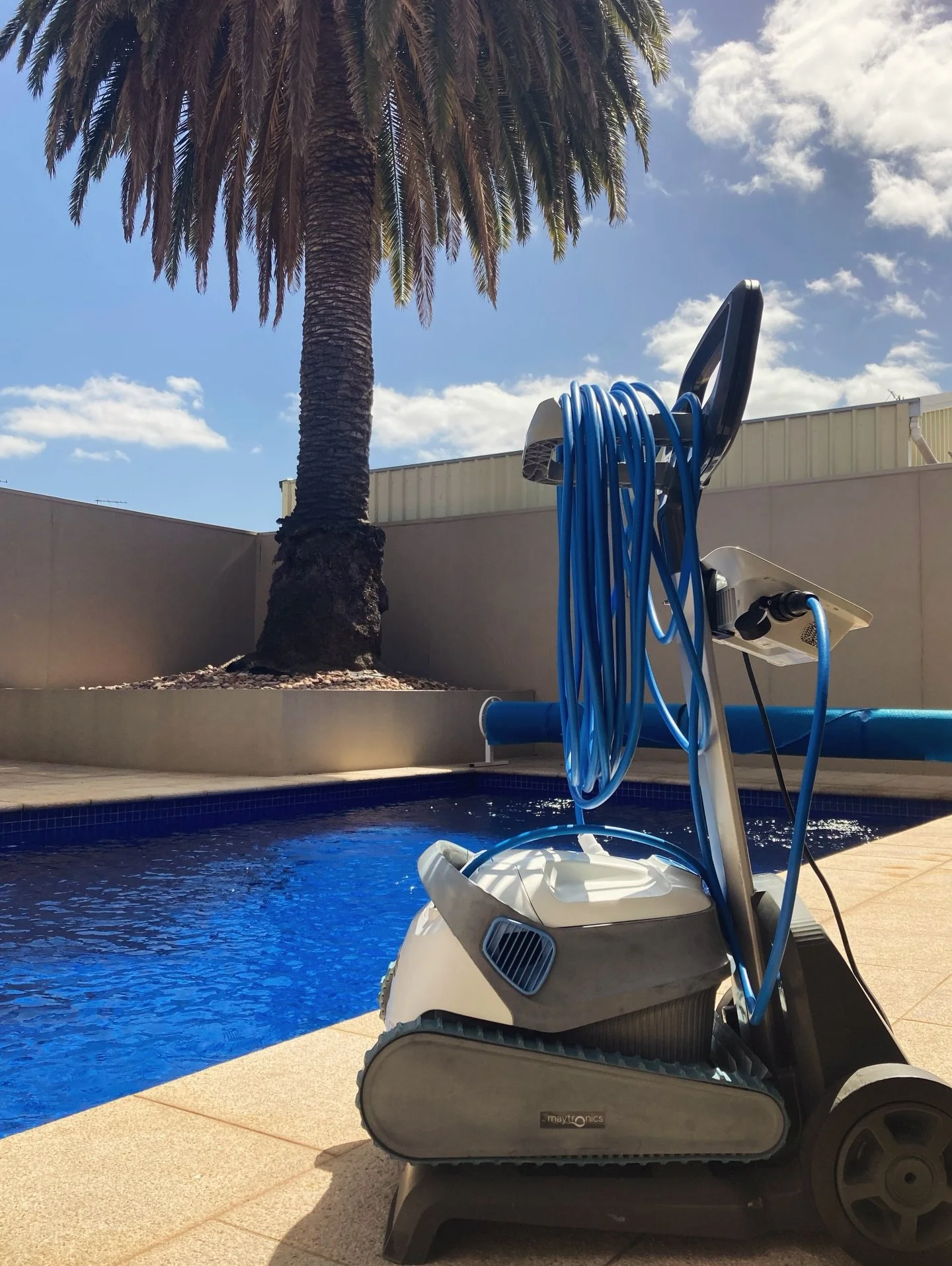 🌞 What a beautiful Summers day to be returning robots to our customers - and just in time for Christmas! 🎄 Another @maytronics_australia robot back and ready to roll with a new cable 🔌