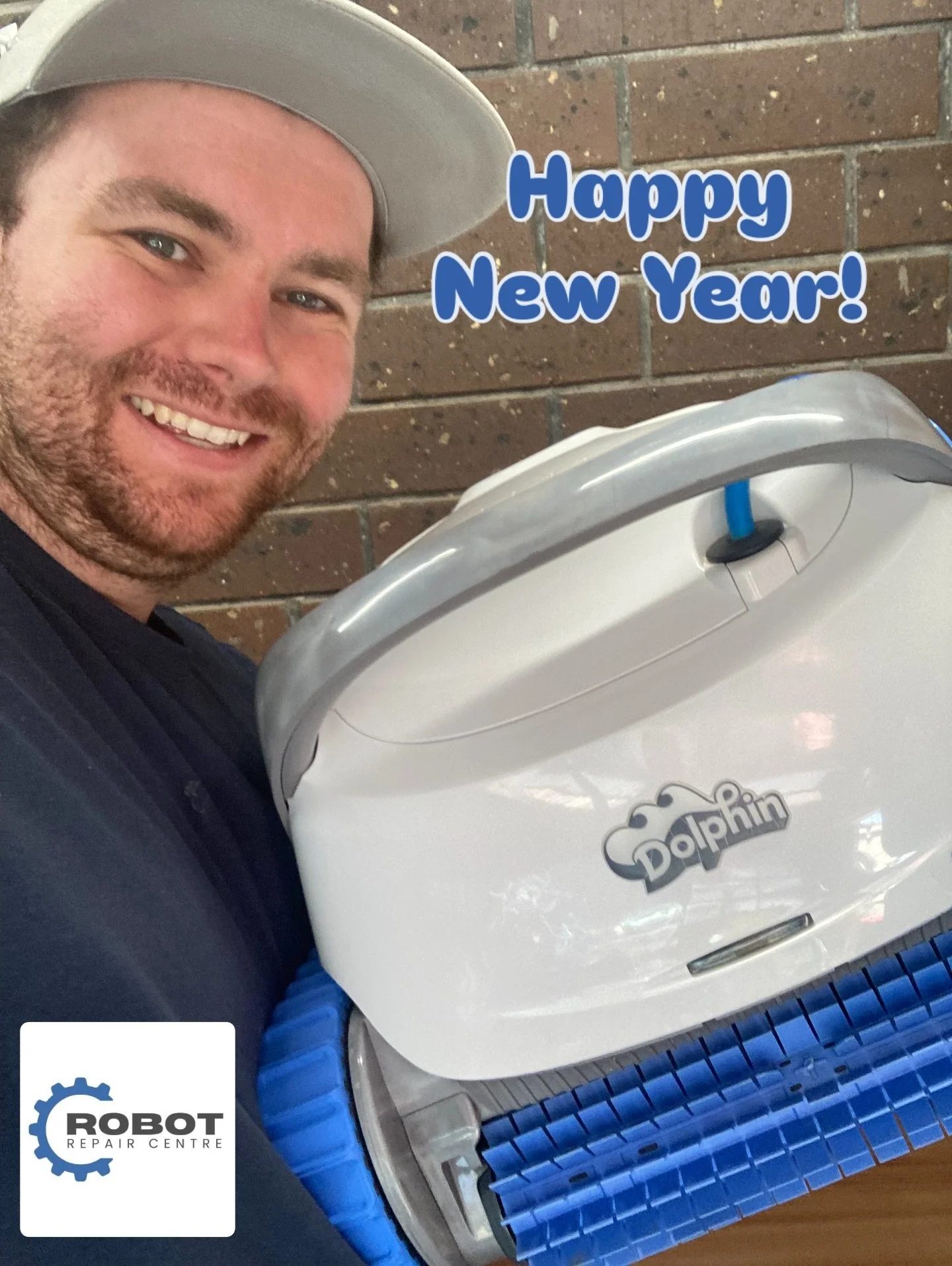 Happy New Year everyone! Make sure to spend time with your closest - like me and Dolphin here 😂 2025 saw the launch of Robot Repair Centre and I&rsquo;m so proud and honestly blown away with what I&rsquo;ve already achieved and what I&rsquo;ve now b