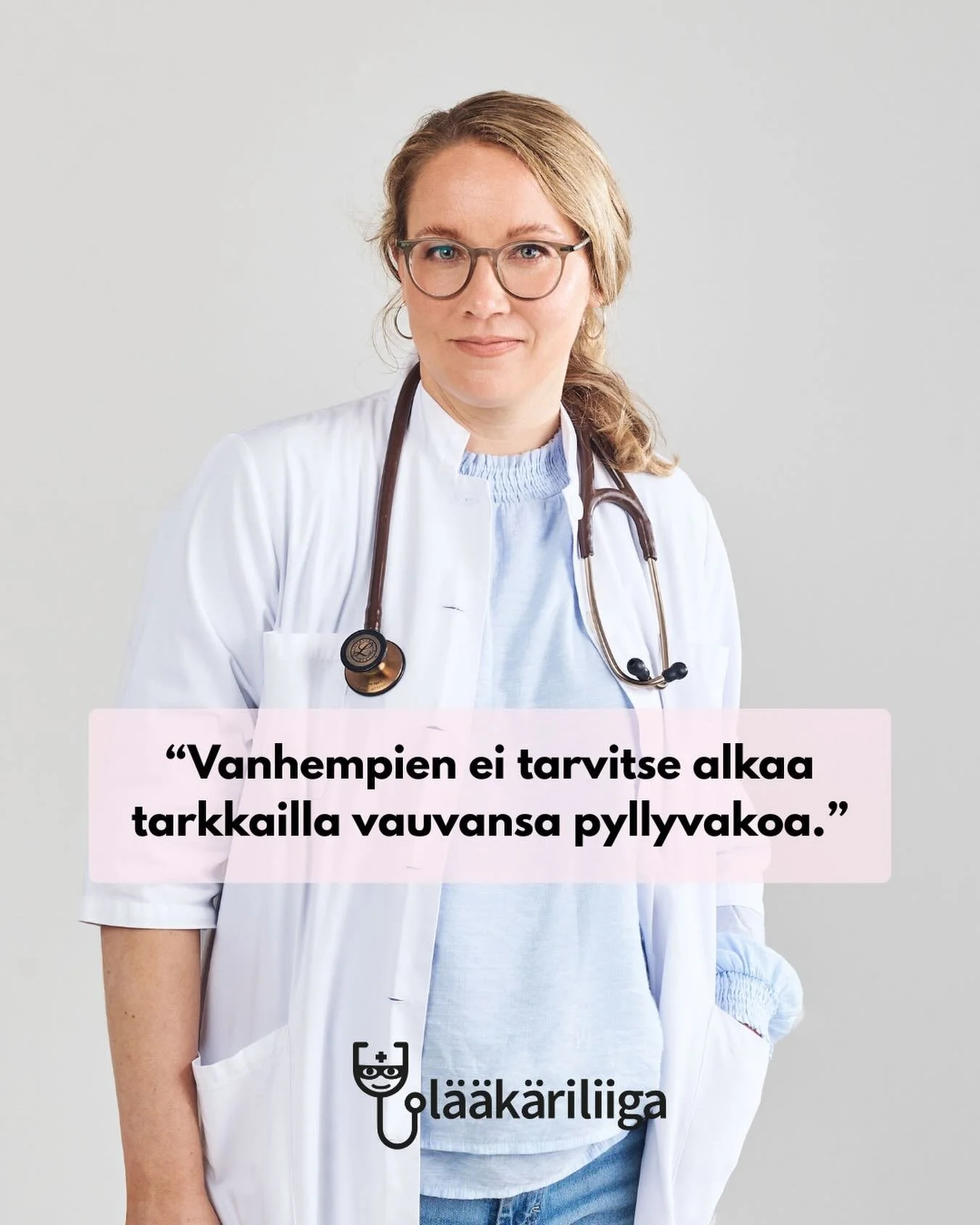 Itku, pulauttelu ja katkonaiset unet kuuluvat vauva-arkeen. Silti somessa niist&auml; tehd&auml;&auml;n helposti &ldquo;h&auml;lytysmerkkej&auml;&rdquo;. Nyt samaa on alettu v&auml;itt&auml;&auml; my&ouml;s vauvan pyllyvaosta ja ihopoimuista.

Somess
