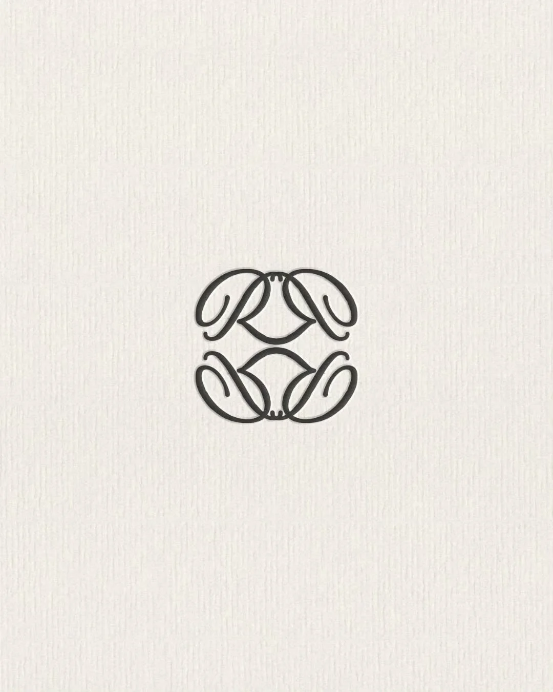 Custom monogram for Romy @your.inner.work 🤍

&copy; Moxieque ★

#brandidentity #brandingdesign #logodesign #visualidentity #luxurybranding