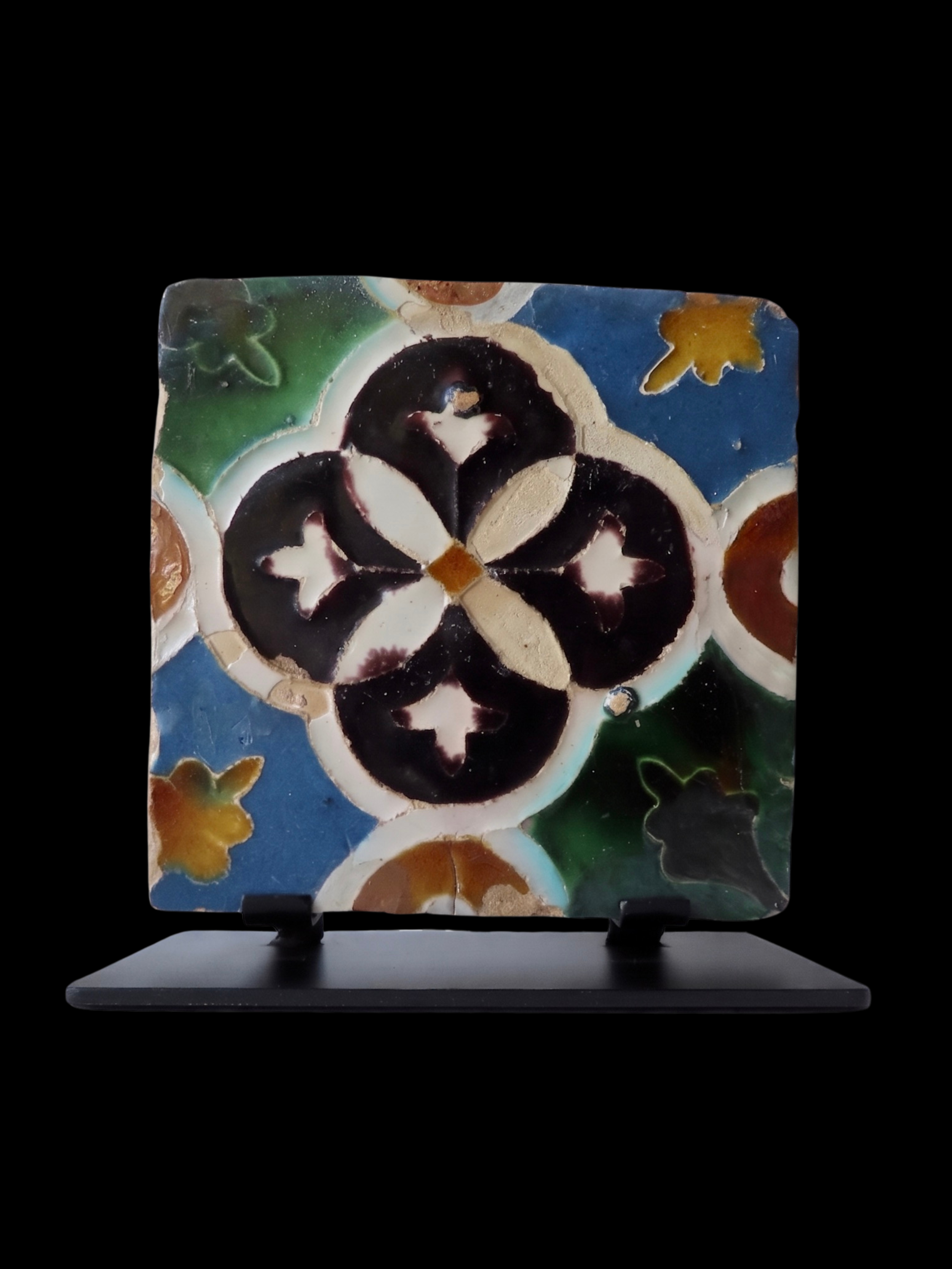 Quadrifoil Floral Mudejar Arista Tile