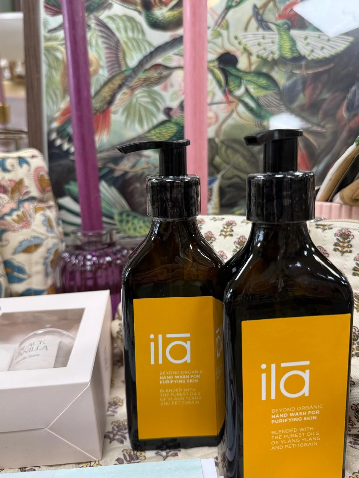 Mothering Sunday: Thoughtful Ways to Celebrate in the Wychwoods 🌷