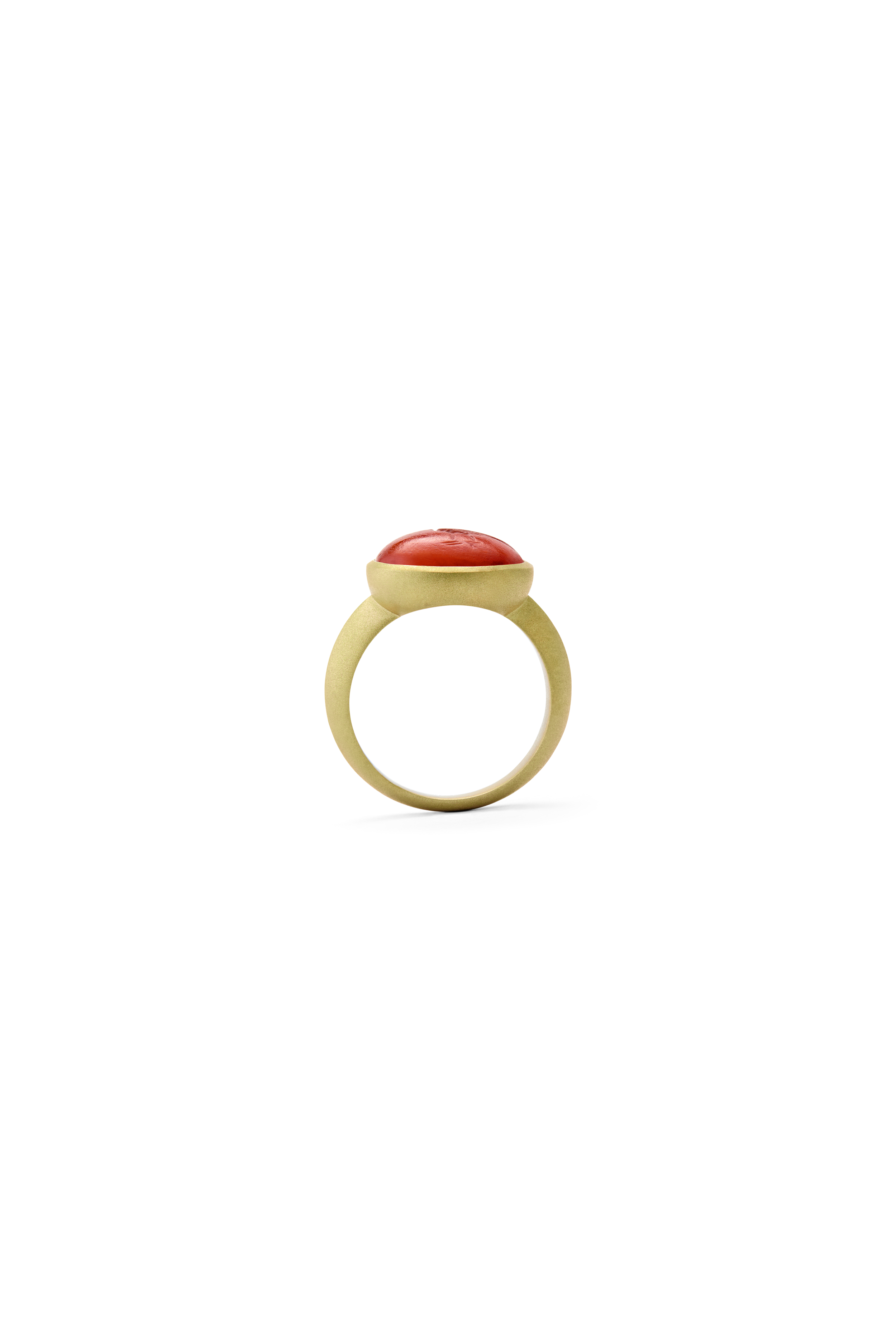 Sortija de oro de 18 kt, diseño de Sofía Sunyer