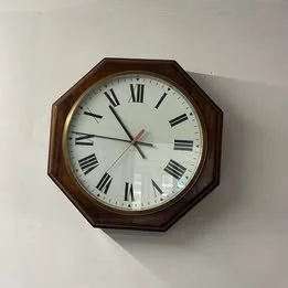 clock.jpg