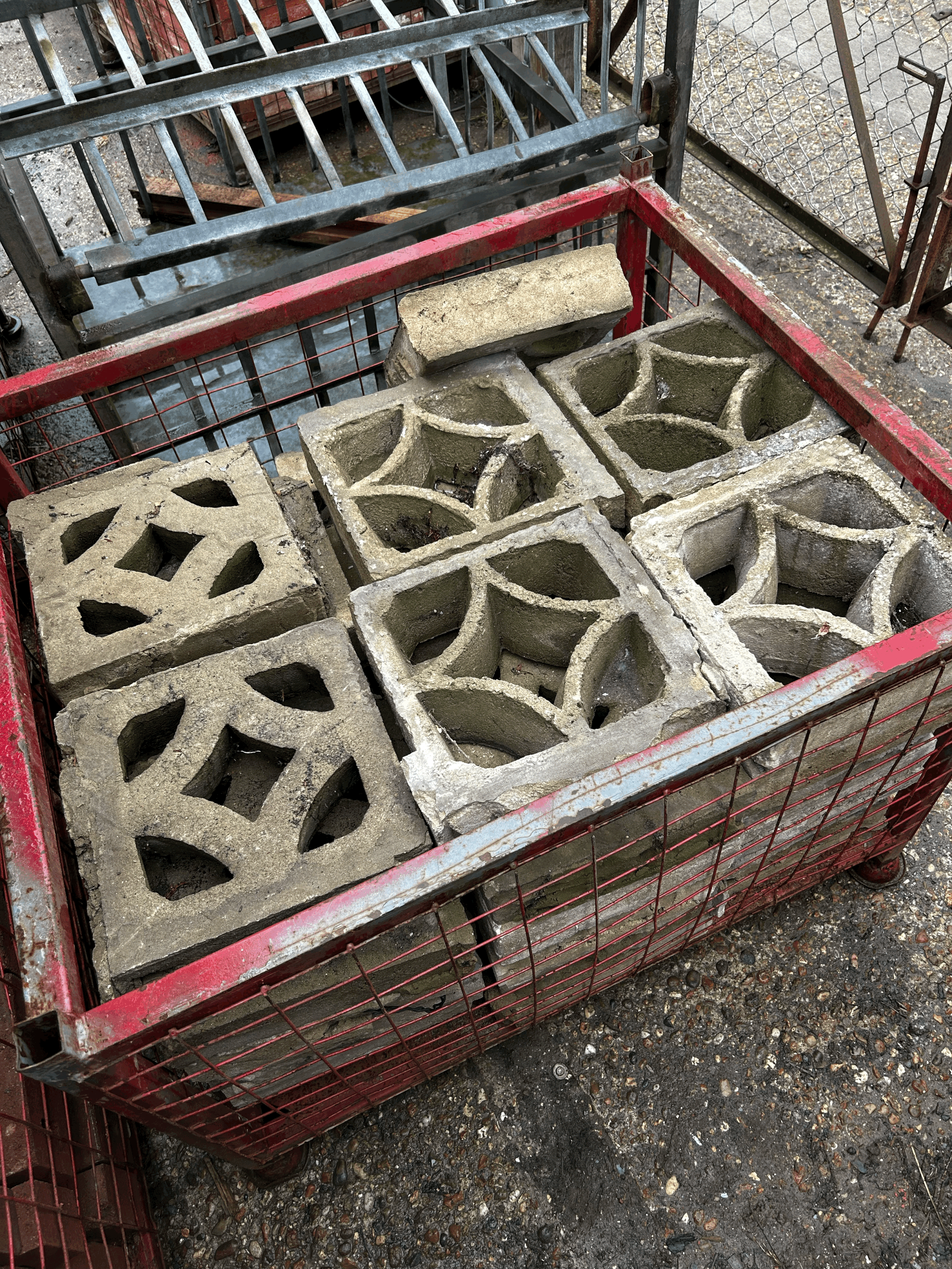 Reclaimed 30cm x 30cm Privacy Blocks