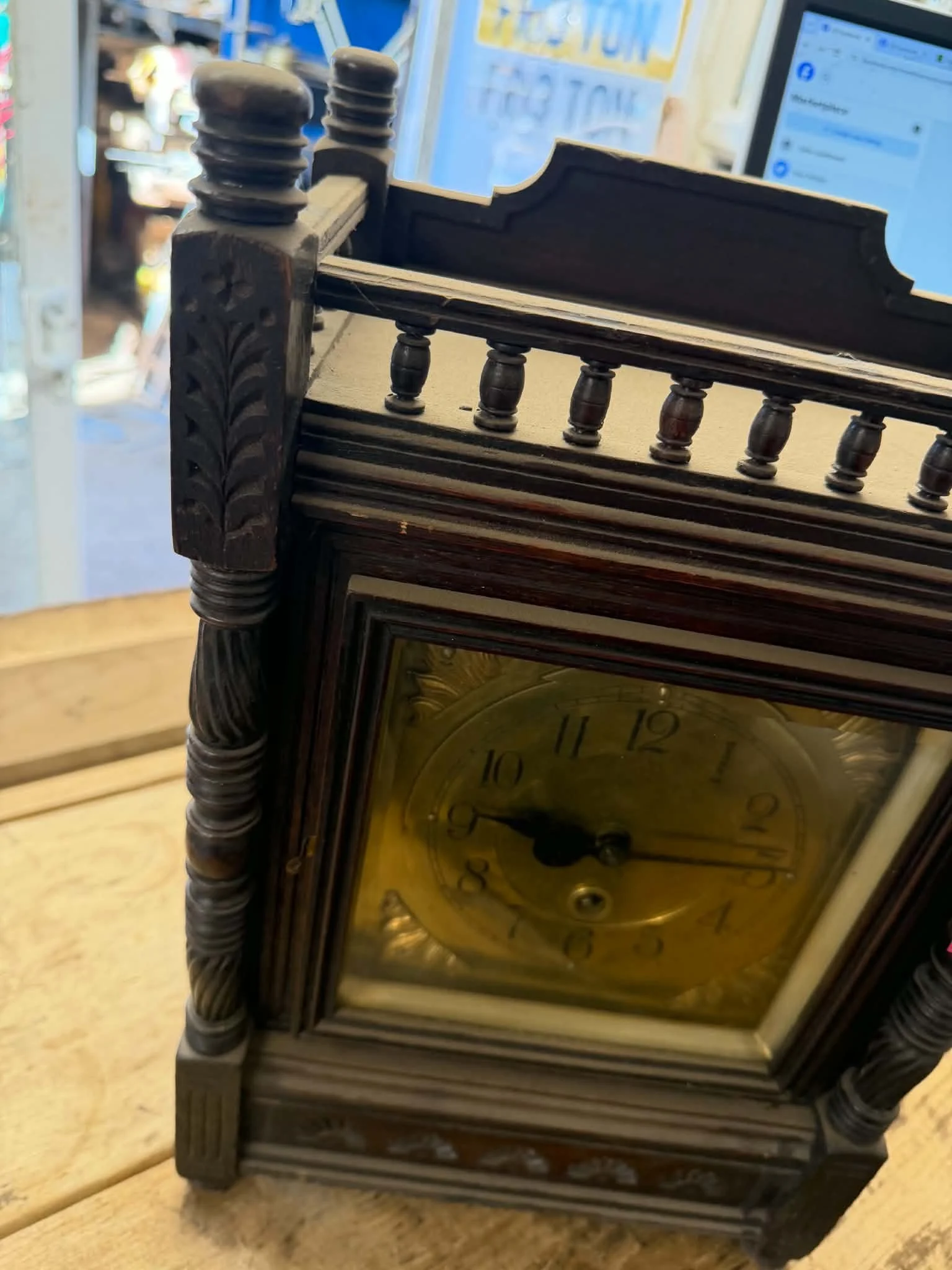 clock2,,.jpg