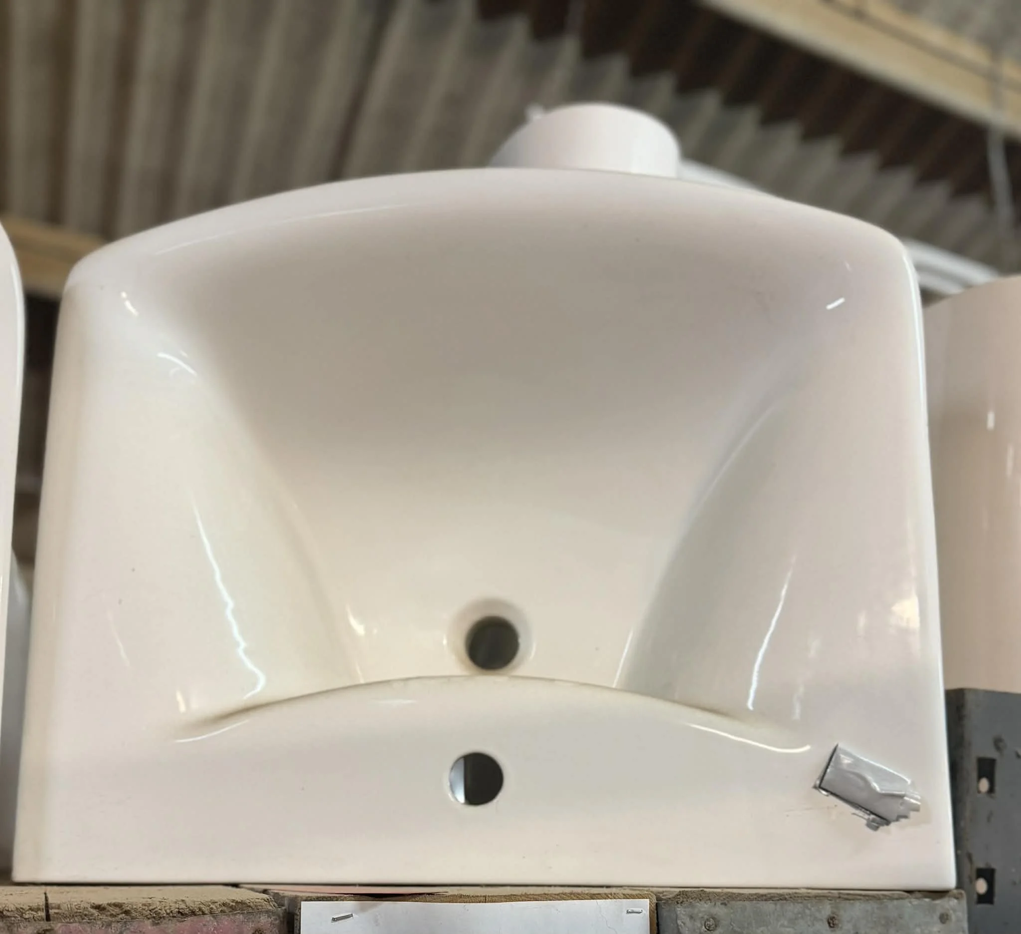 Ref 8 - White Modern Ceramic Sink / Basin