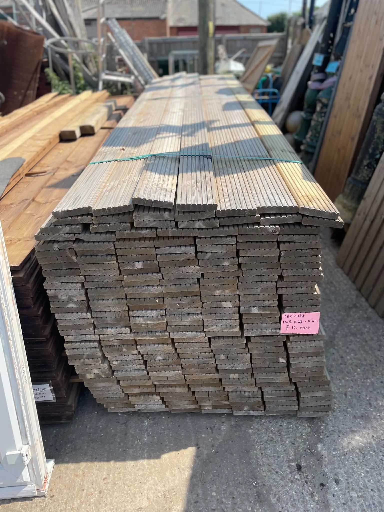 decking145..jpg