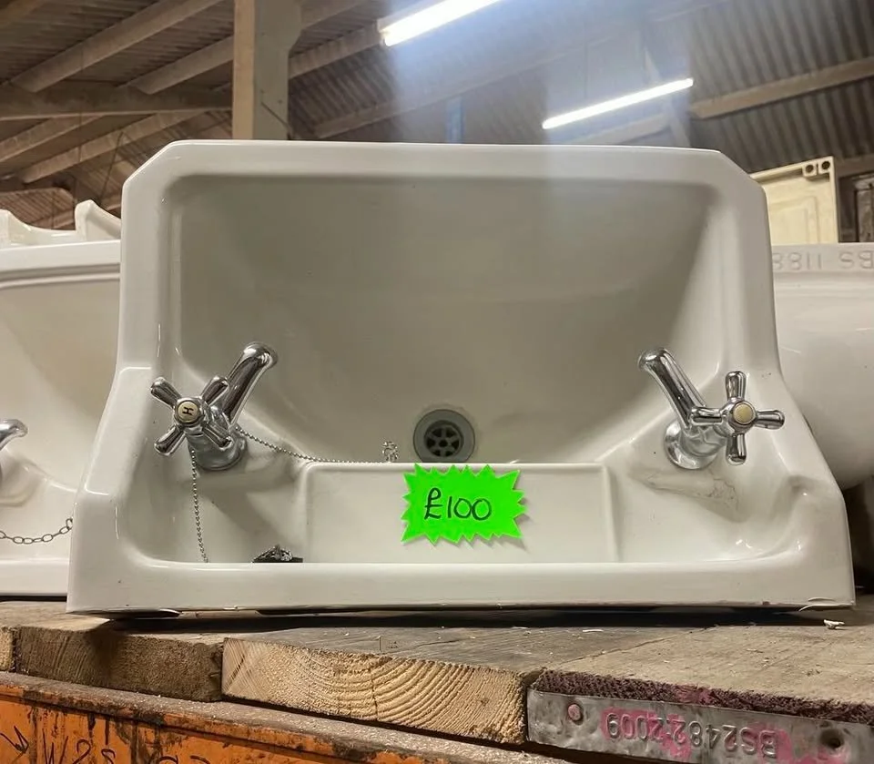 Ref 19 - Vintage Ceramic Sink With Taps