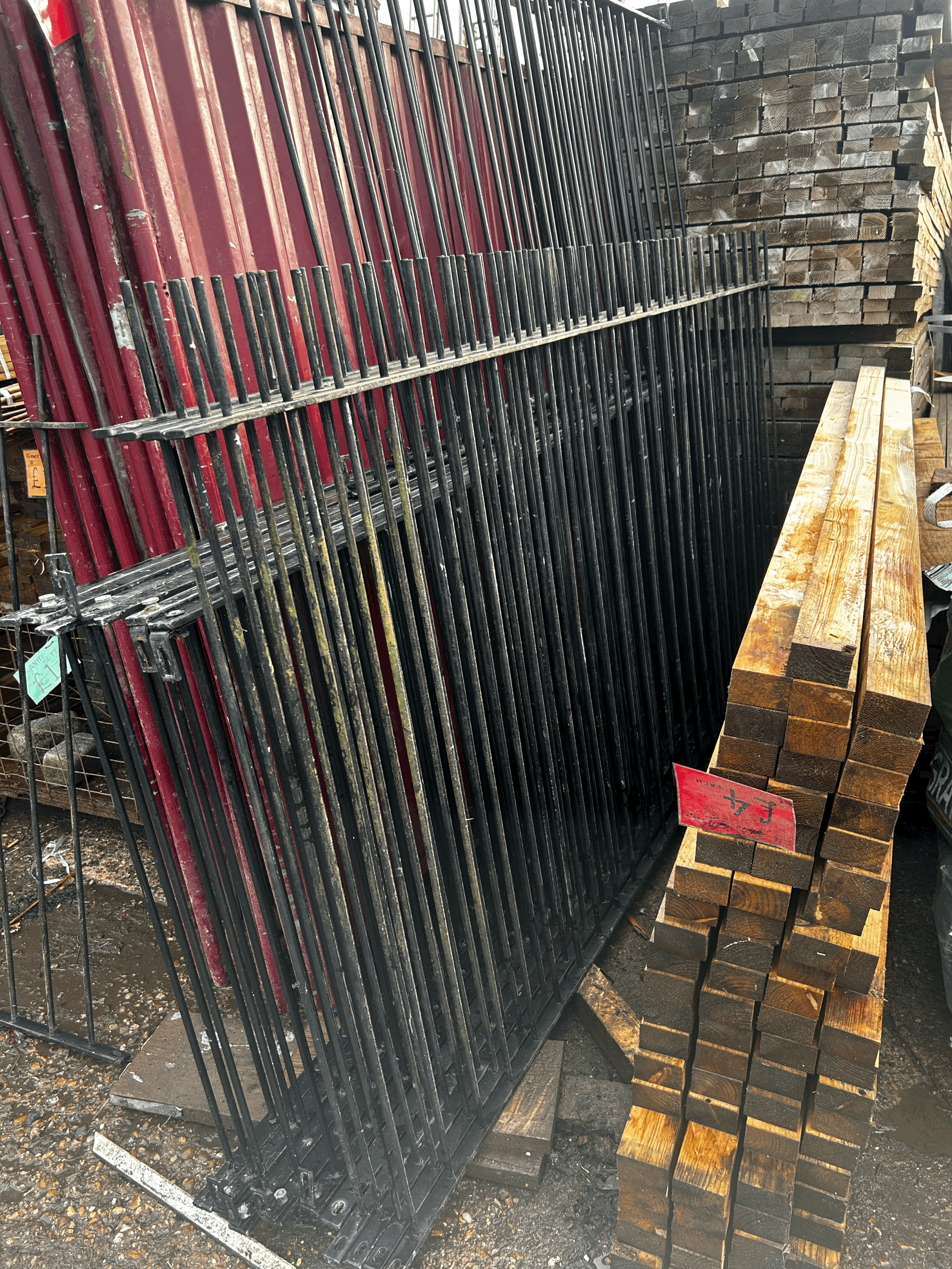 Metal Garden Railings/Fencing - 45ft Coverage