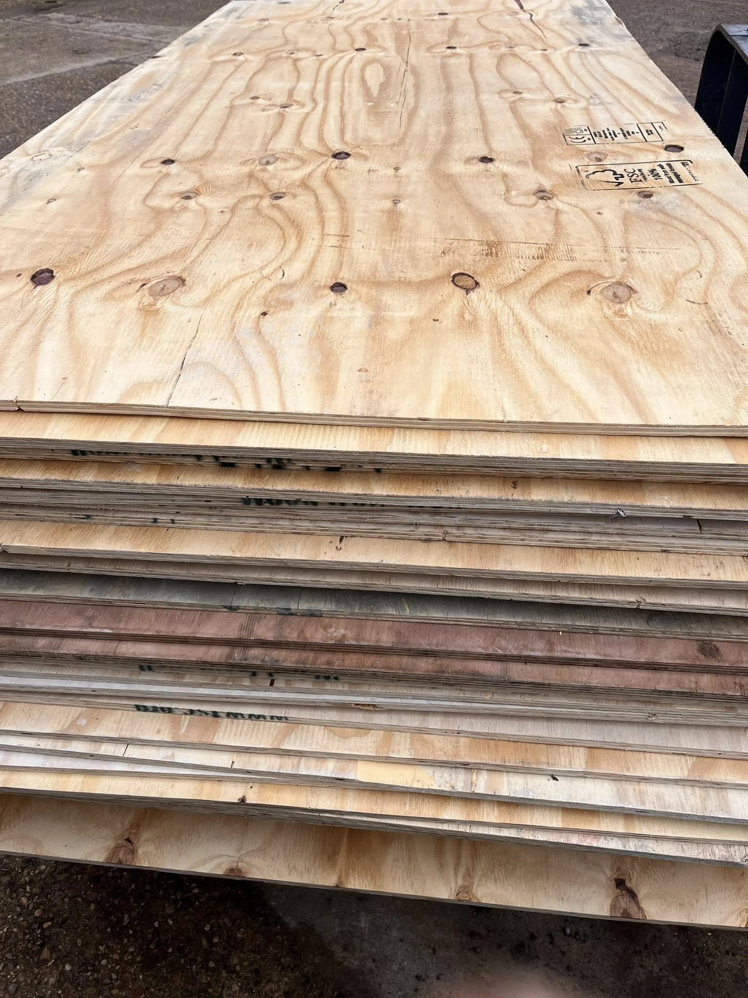 648635173_1552086943254583_6108405018000936640_n (1).jpg