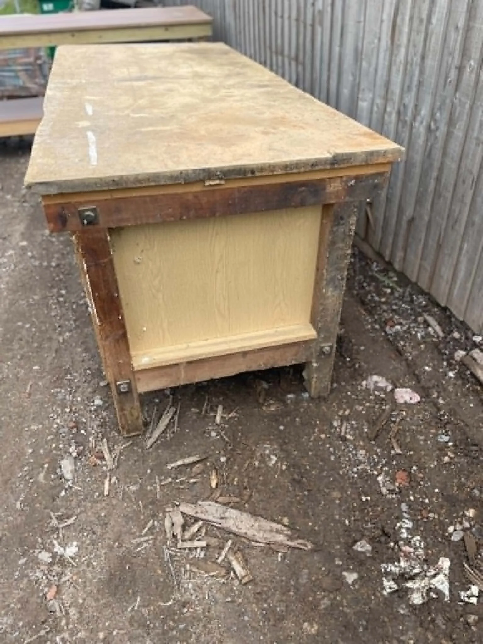 bench2.,.jpg
