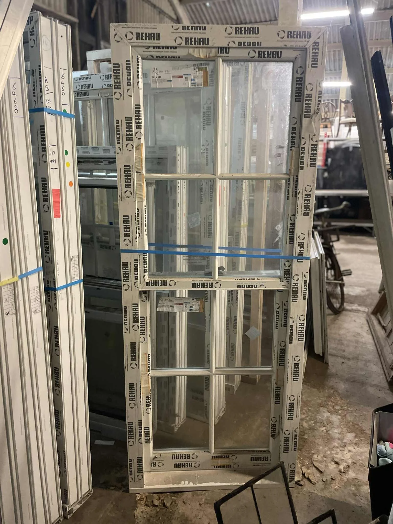 Ref BW4 : New UPVC Sash Box Window