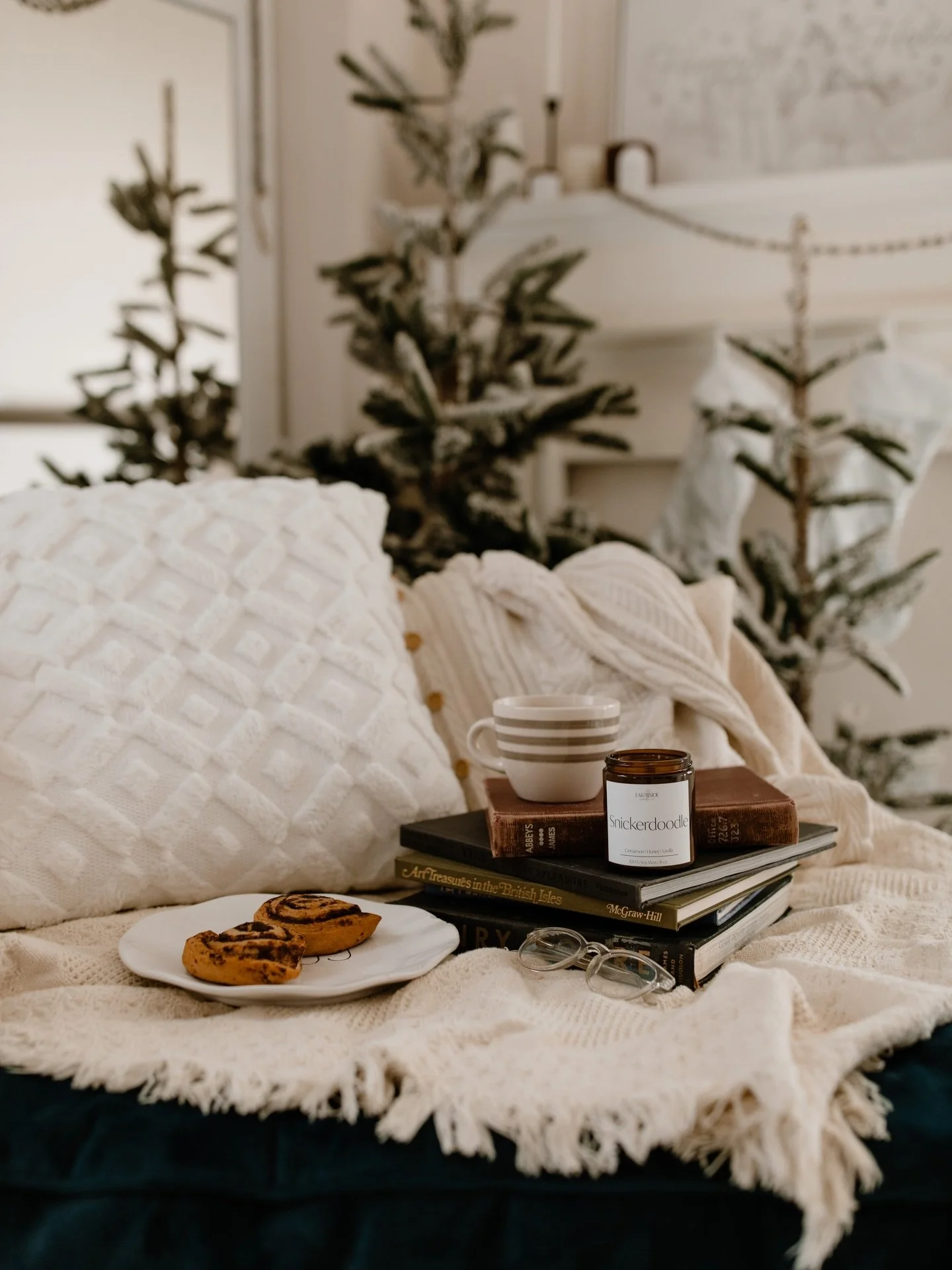 Some weekends feel like a gentle exhale &mdash; the kind where a soft blanket, a cup of coffee, a candle, and a cozy breakfast become their own little love language.
Today feels like this&hellip;plus our online childbirth class, snow squalls brushing