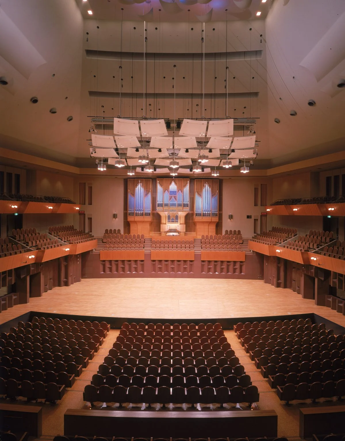 Debut with Osaka Phil