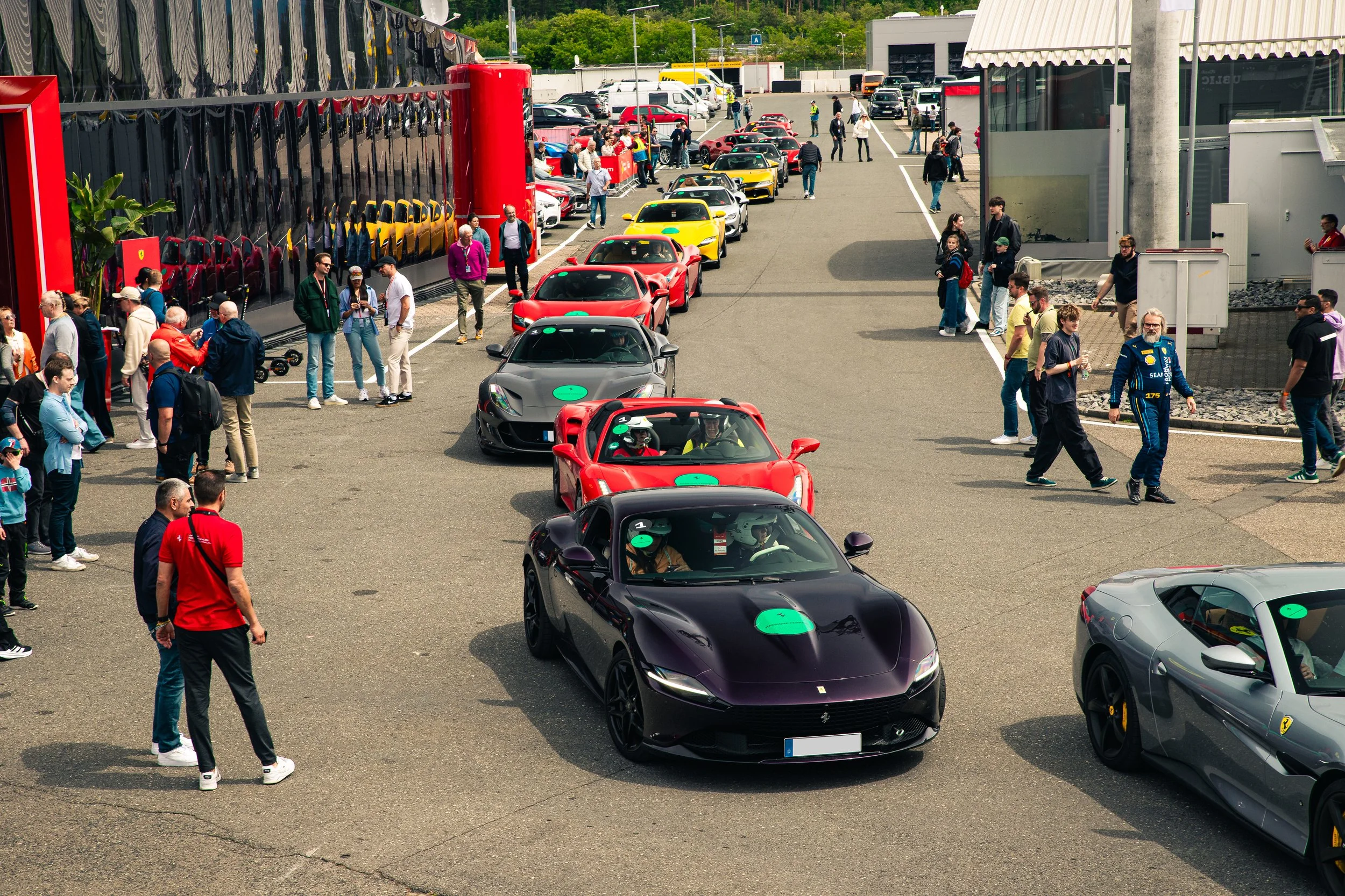 Ferrari Queue Hockenheimring Automotive Event Photography Germany hochwertige Autofotografie