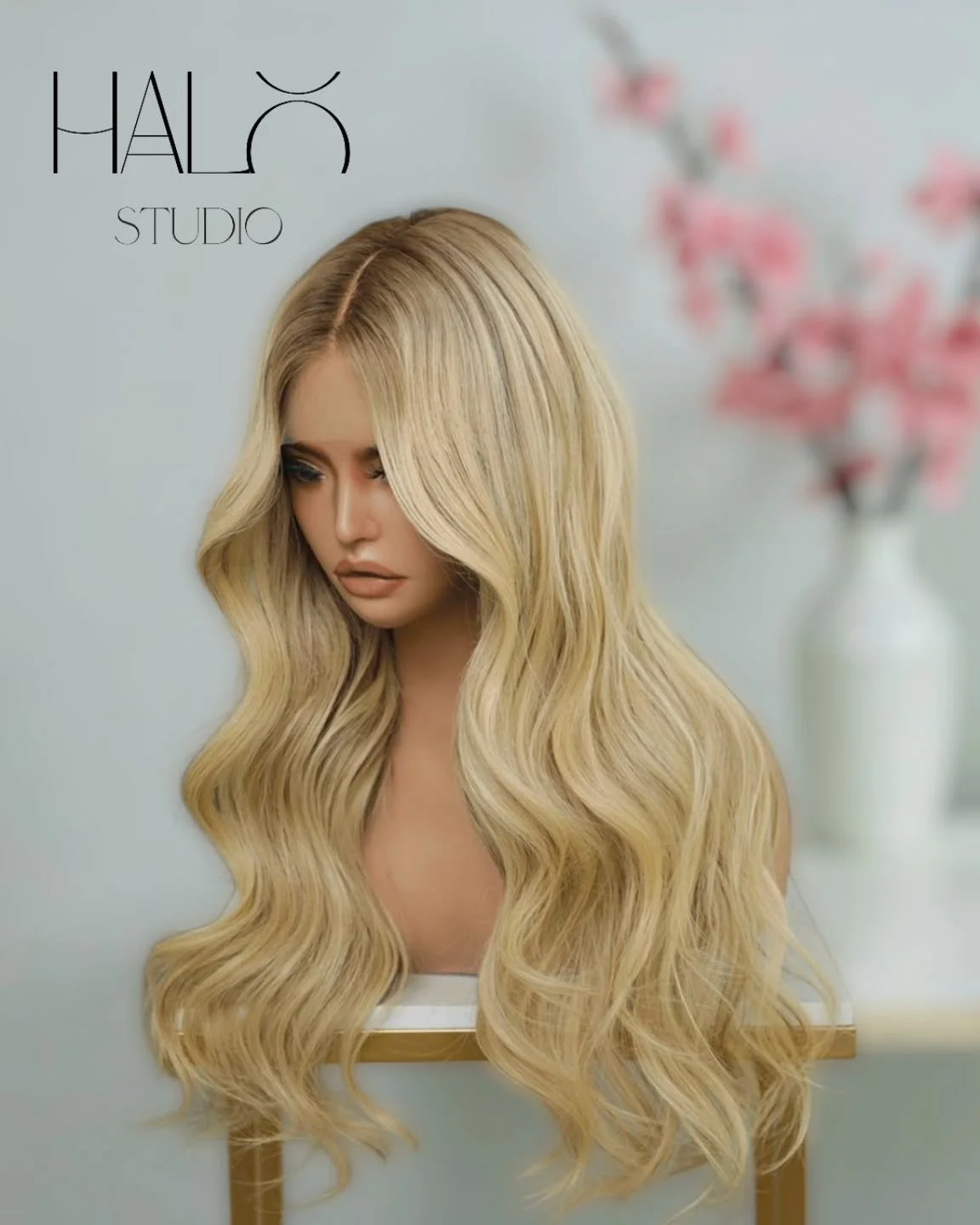 Another Halo Lace Wig off to its new home today 💫

This fab wig is: 

🤍 22" Rooted Blonde
🤍 Lace Front Cap
🤍 Fake Scalp
🤍 Size Small
🤍 150% Density 
🤍 100% Human Hair

💫 Don't forget you may be entitled to up to 100% off the cost of your
