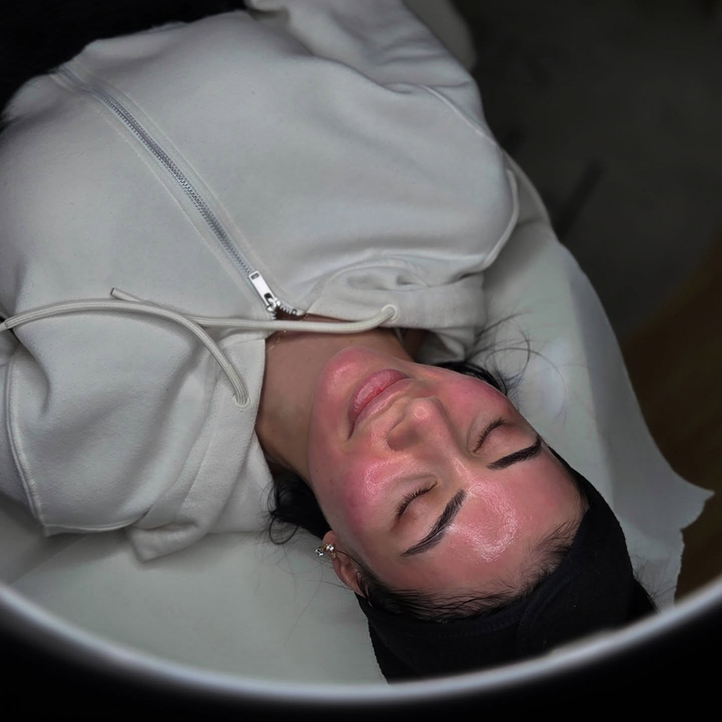 The standard. 💎

DM to book your Glass Skin Transformation 💫

#glassskin
#MullingarSkinClinic 
#mullingarbusiness 
#westmeathmums 
#irishaesthetics