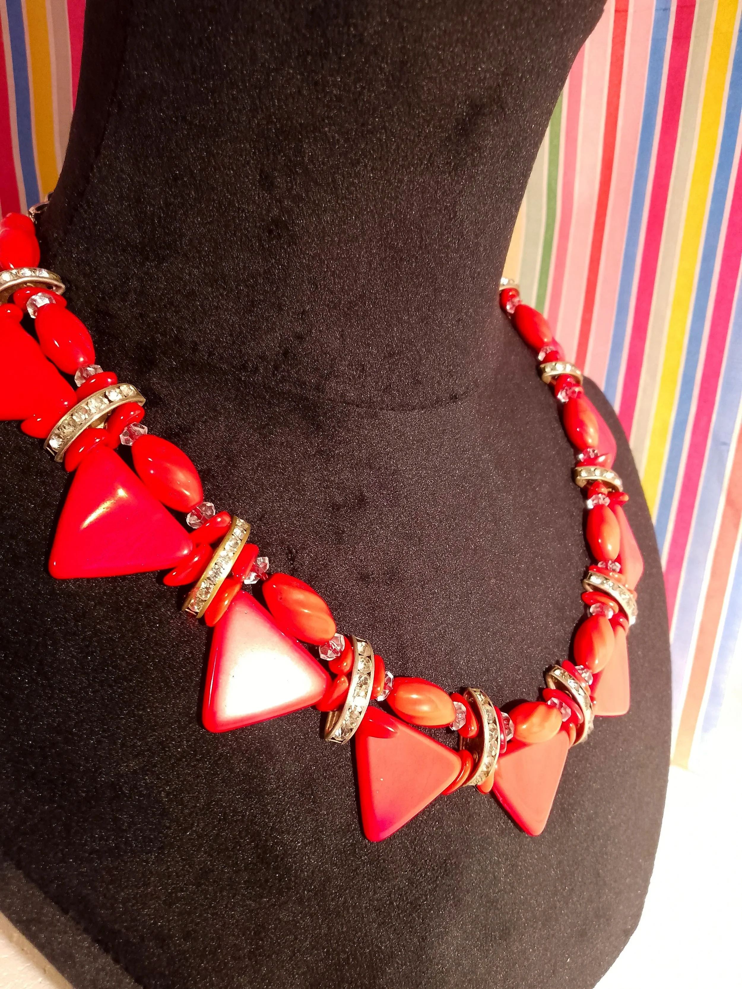 1940's Red Ceramic and Diamante Collar Necklace.
