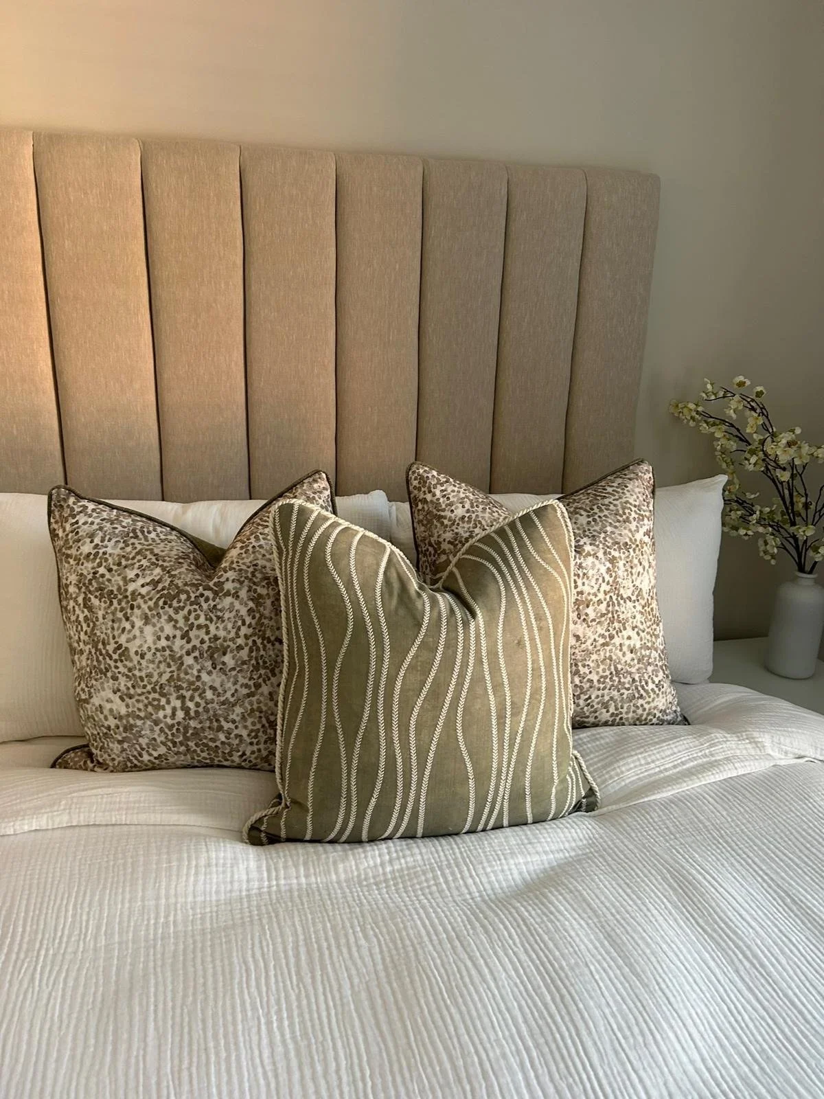 Beds headboards cushions all sewn up interiors  (10).jpg