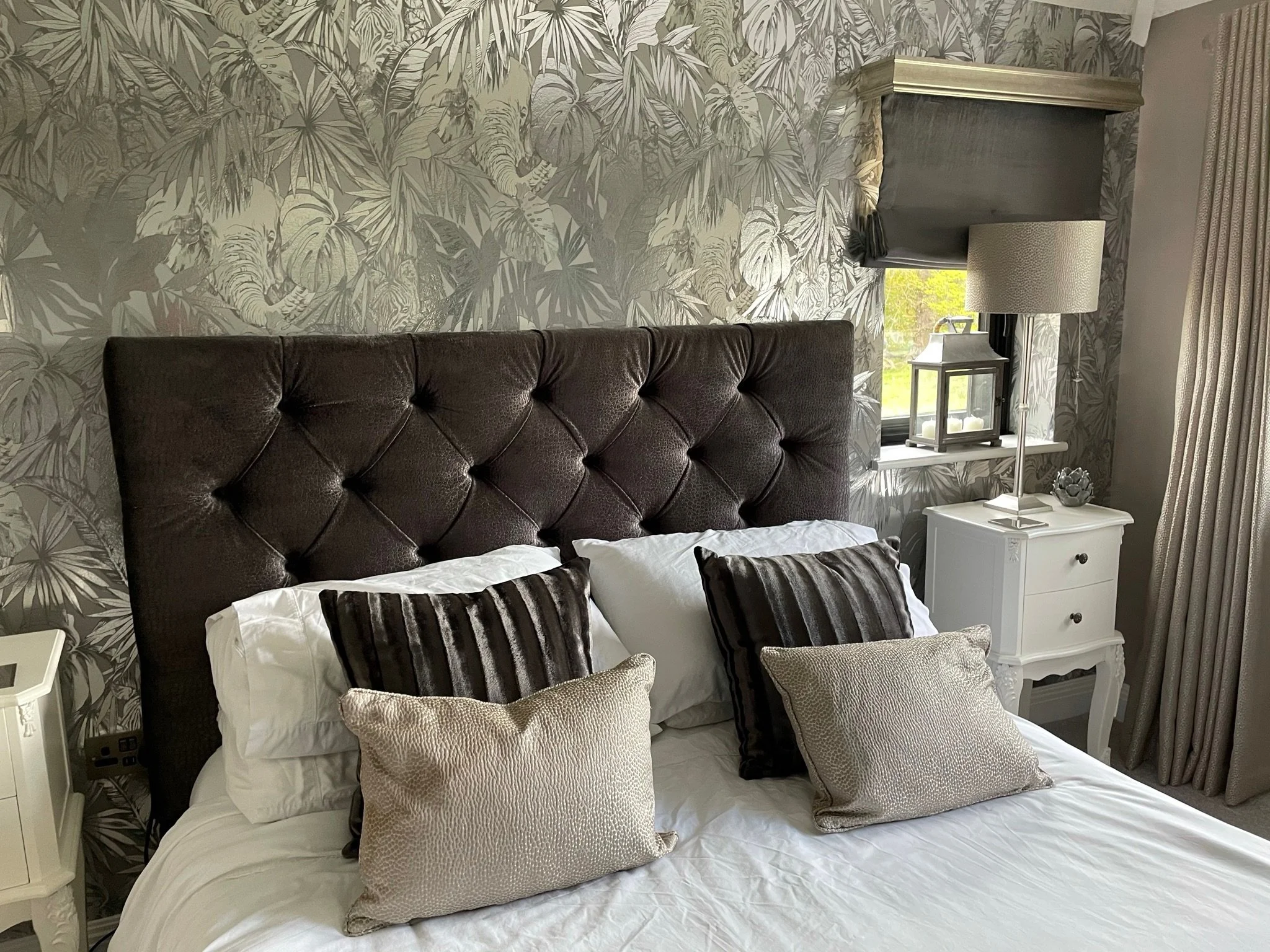 Beds headboards cushions all sewn up interiors  (49).jpg