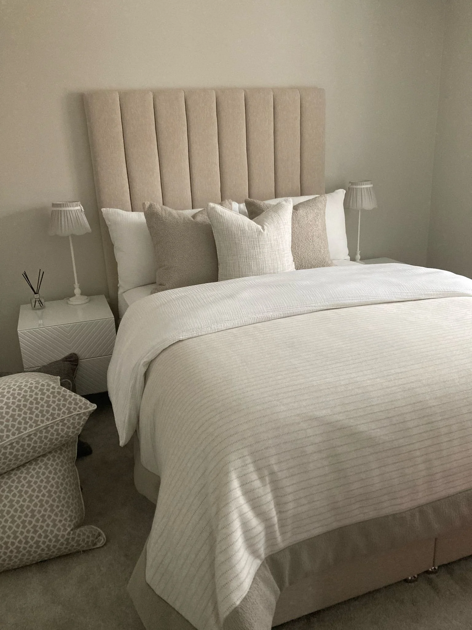 Beds headboards cushions all sewn up interiors  (5).jpg