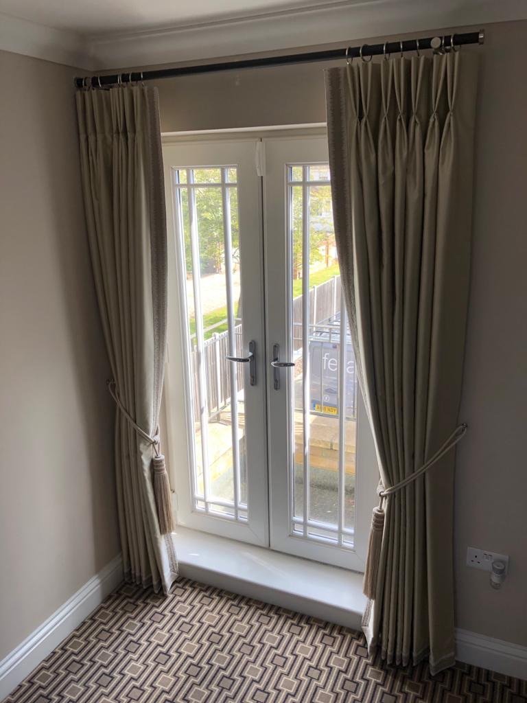 poles and tracks all sewn up  (17).jpg