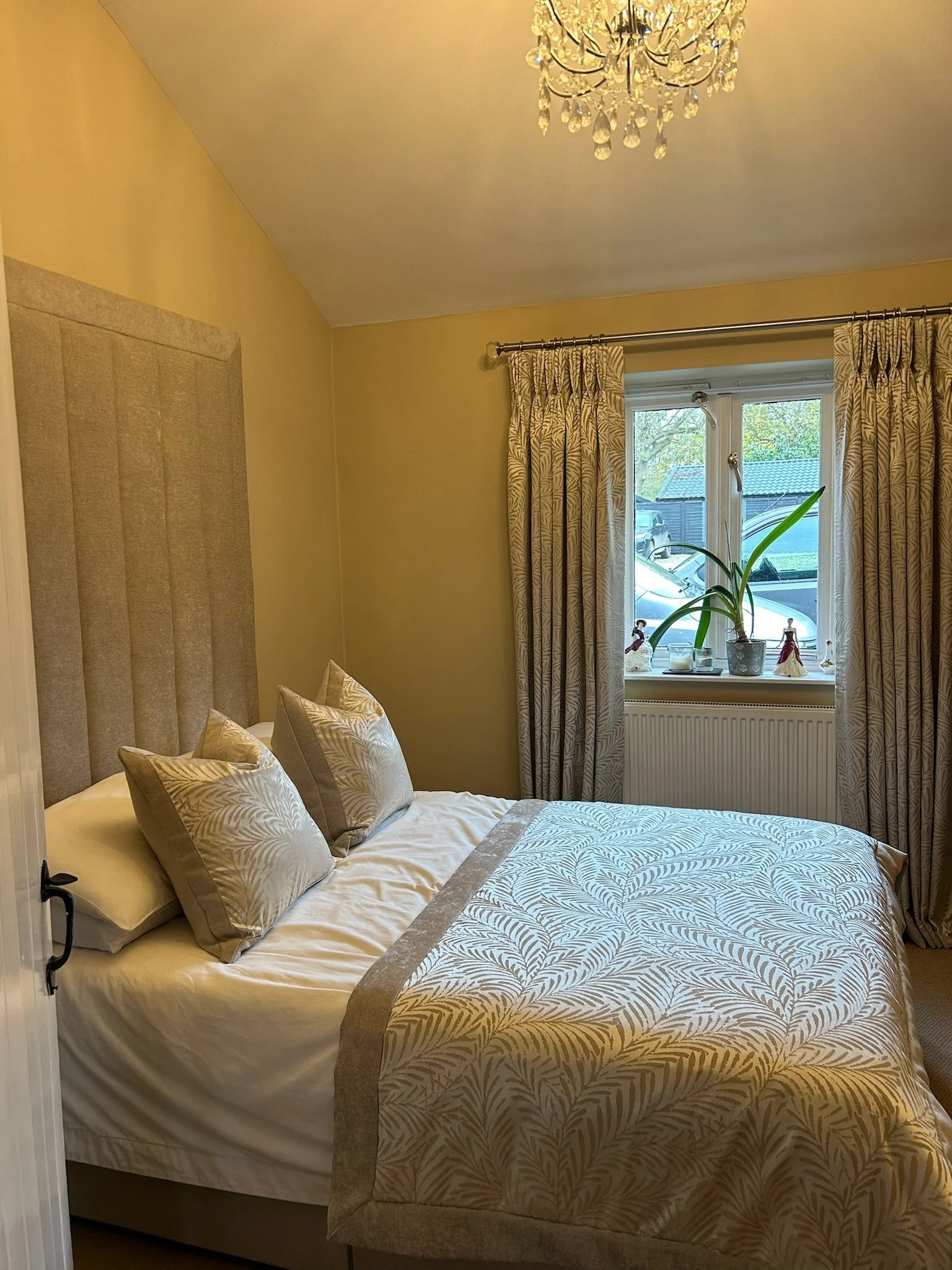 Beds headboards cushions all sewn up interiors  (44).jpg