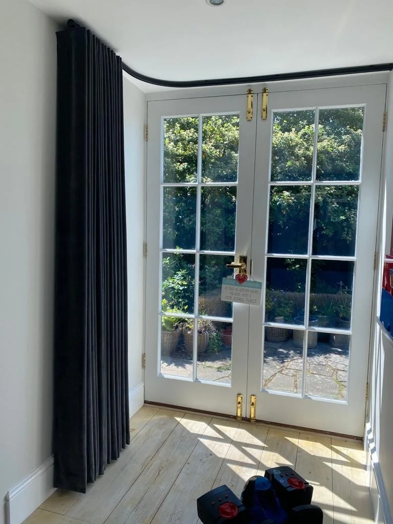 poles and tracks all sewn up  (18).jpg