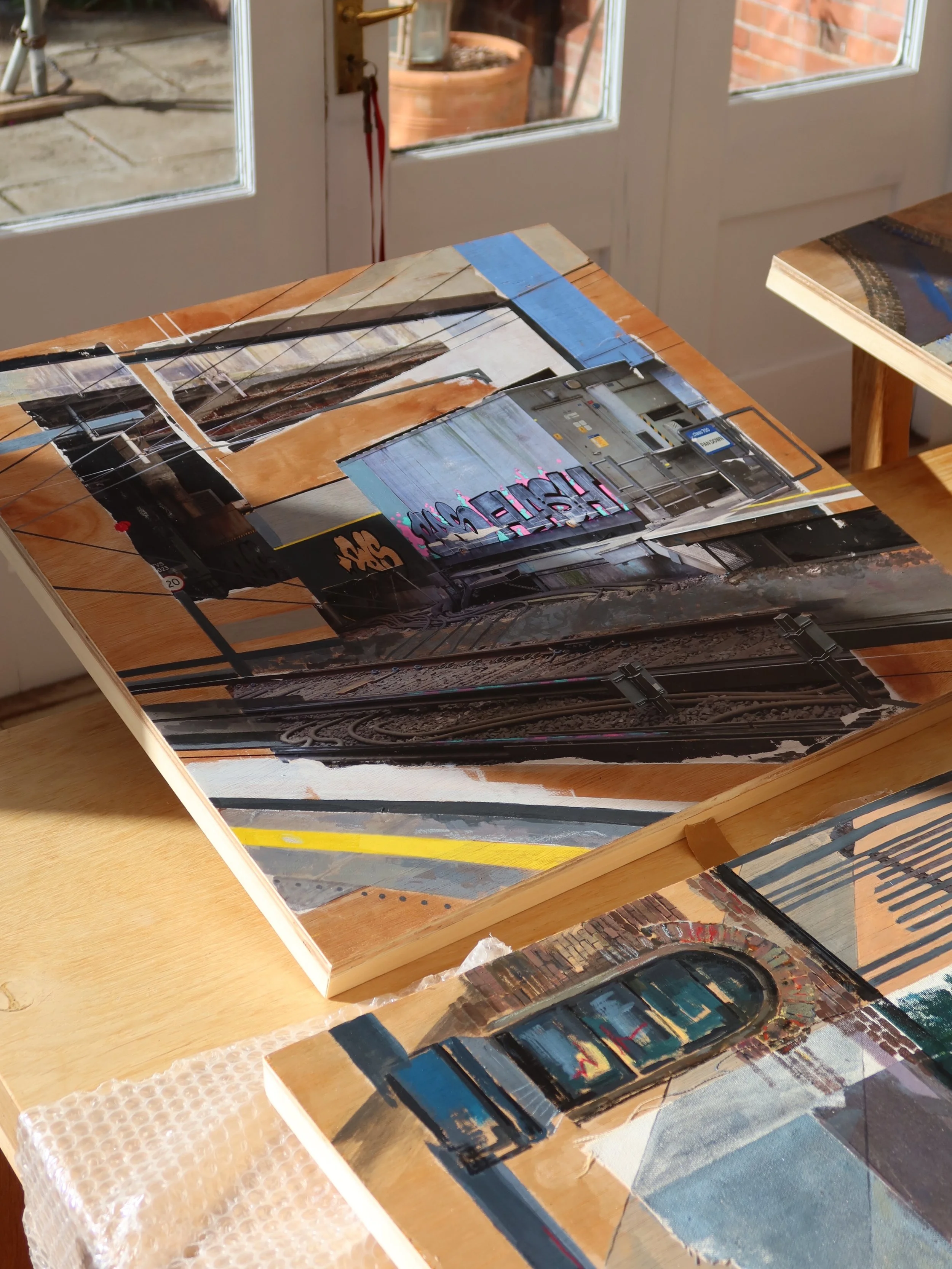 The calm before the storm, such a busy few weeks I haven&rsquo;t had the chance to show much of the prep leading up to the art fair over the weekend. (slide 5 sums up the week building up to it)