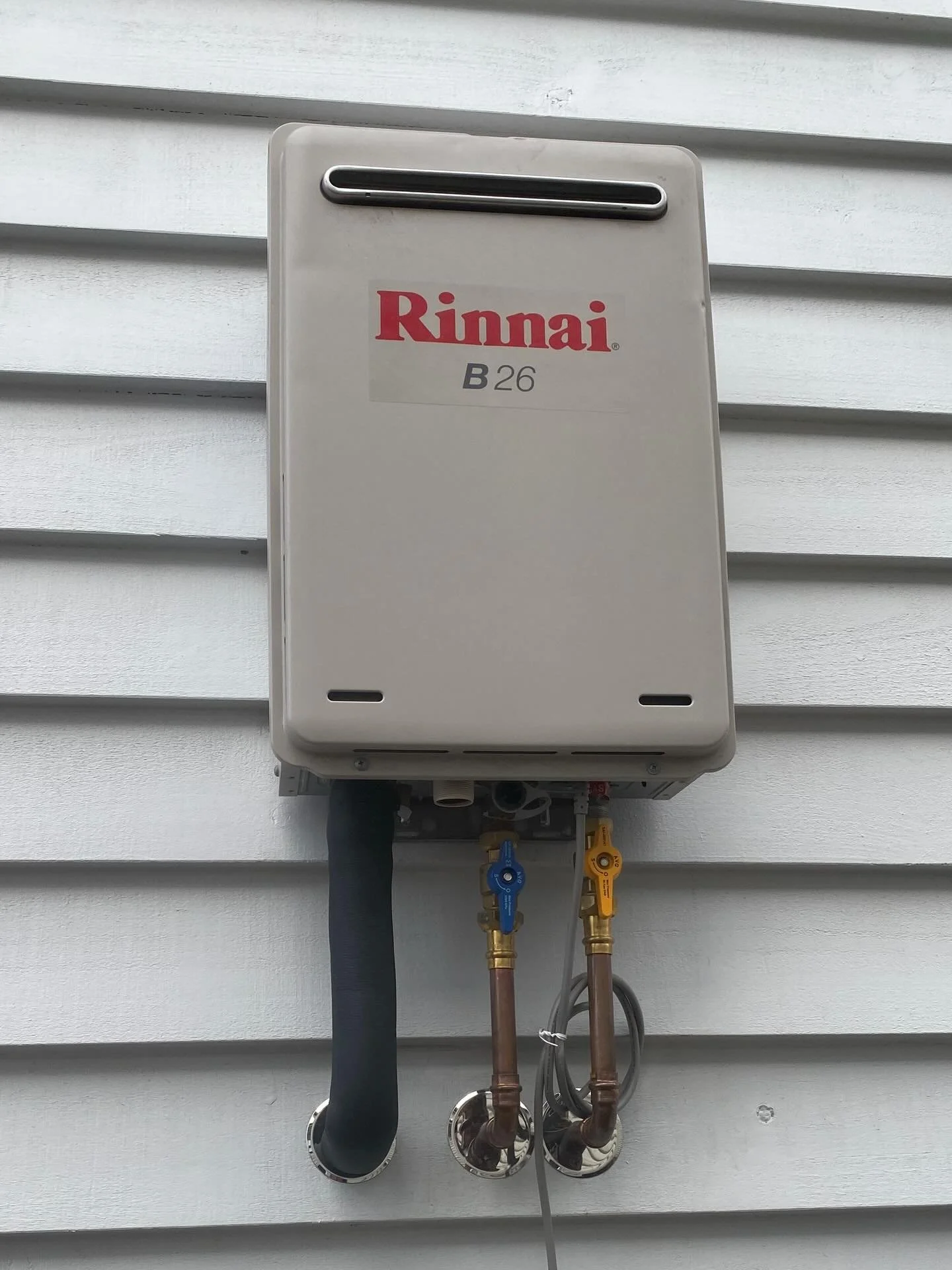 First job of 2026 
Kicked the year off with a fresh @rinnai_au B26 instant hot water system install. Reliable, efficient and built to handle busy households.
Here&rsquo;s to a big year of quality plumbing and happy customers.
#alliedplumbing #sunshin