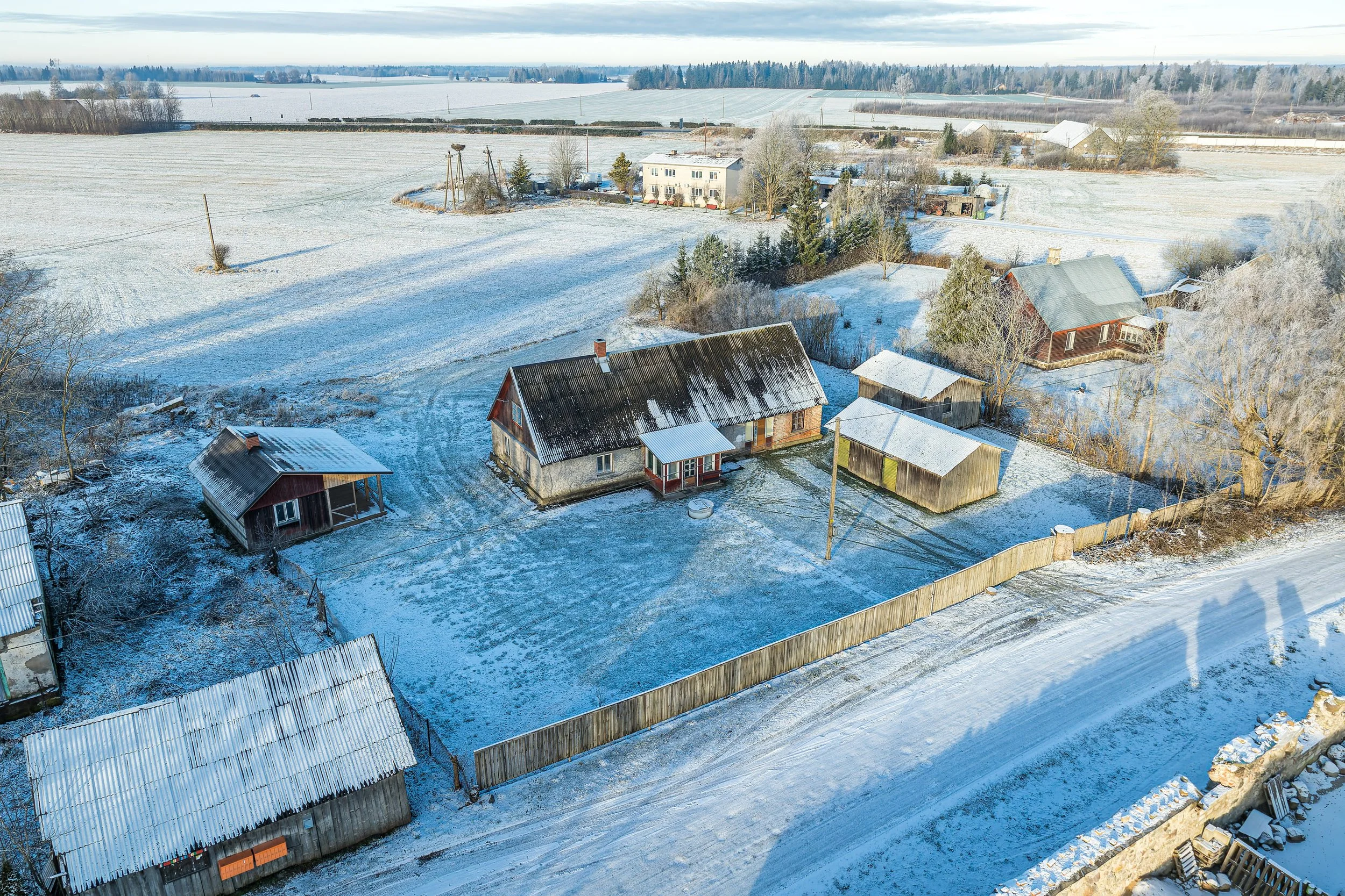 Linnalähedane maakodu Põltsamaal lähistel