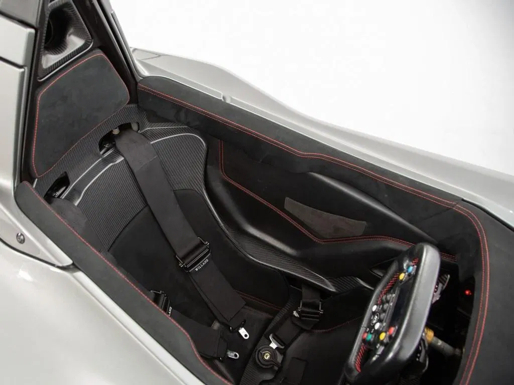 bac-mono-S4144566-8.png