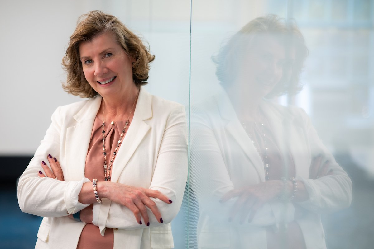 Headshot of Lisa Littlefield at Currens & Associates