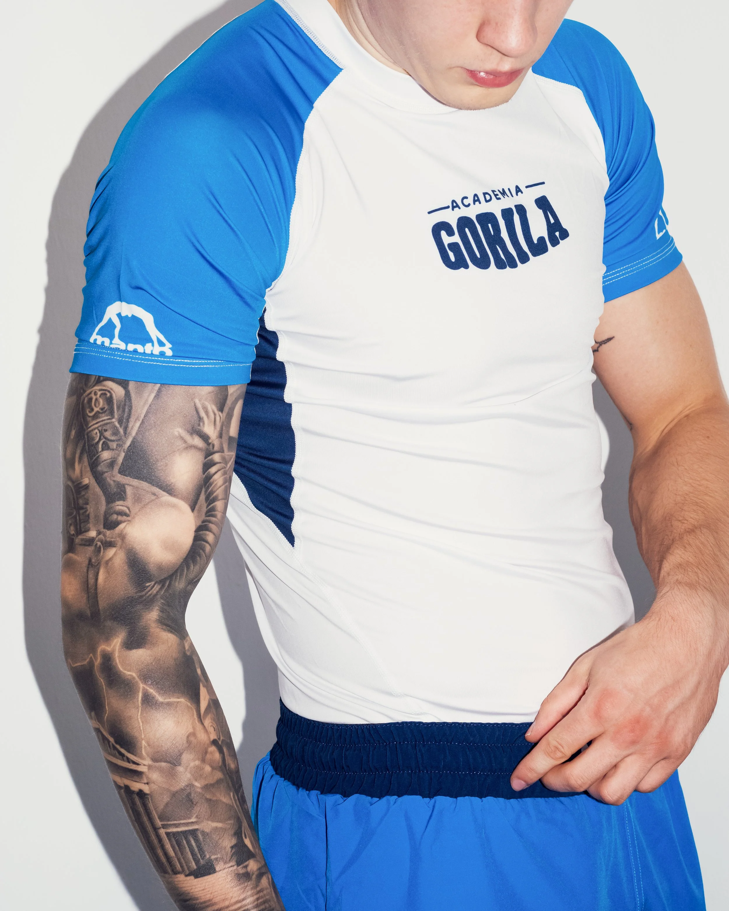 02-AG-Merch-9931-WEB.jpg