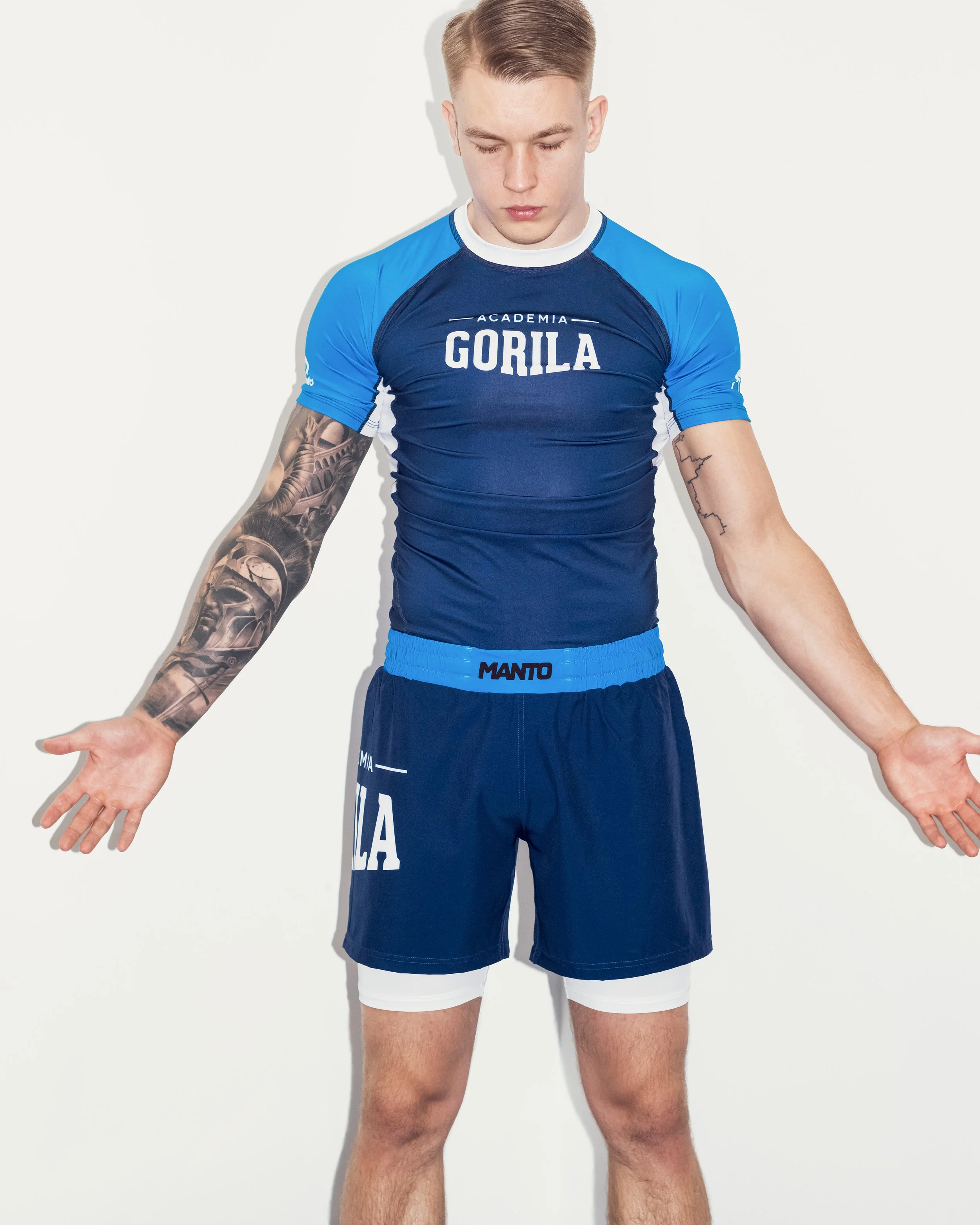 01-AG-Merch-0002-WEB.jpg
