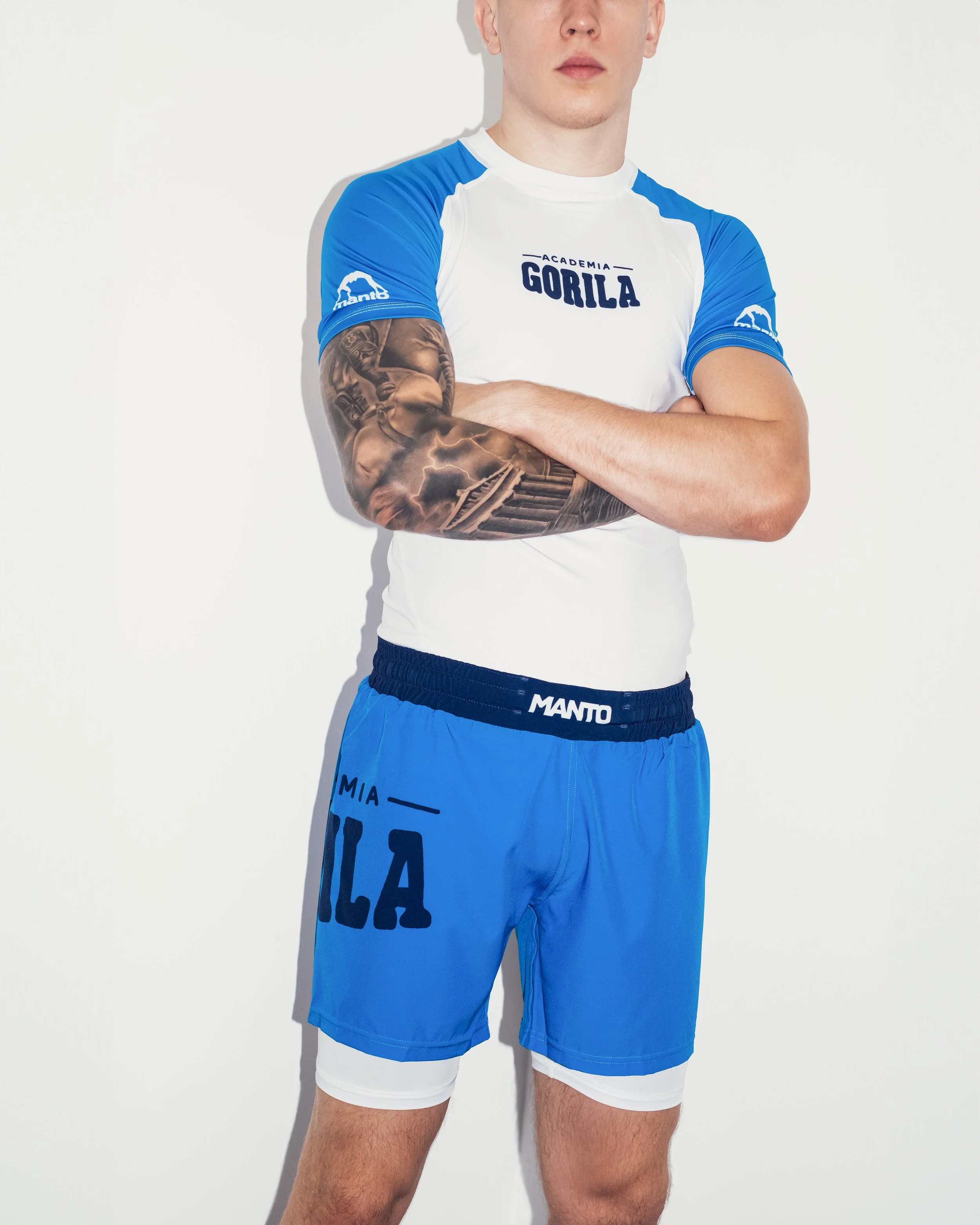 04-AG-Merch-9923-WEB.jpg